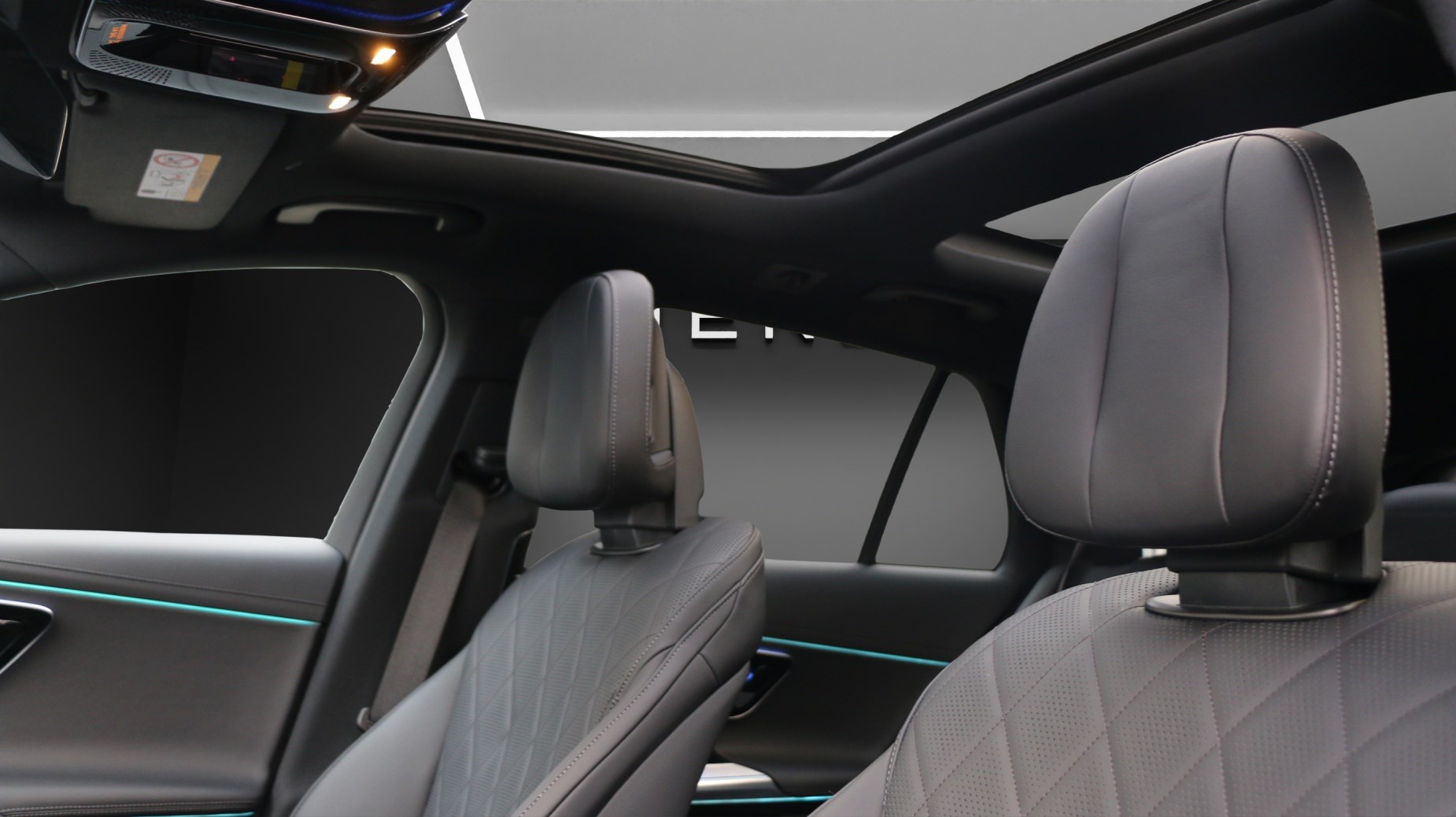 MERCEDES-BENZ E 220 d T 9G-Tronic-image-7