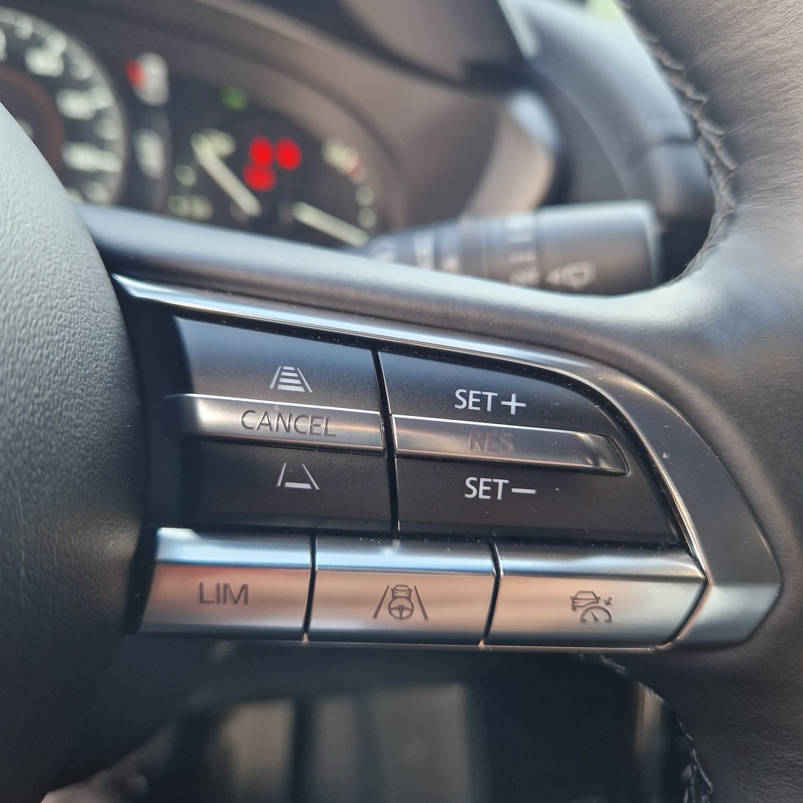 MAZDA MX-30 e-Skyactiv Makoto-image-9