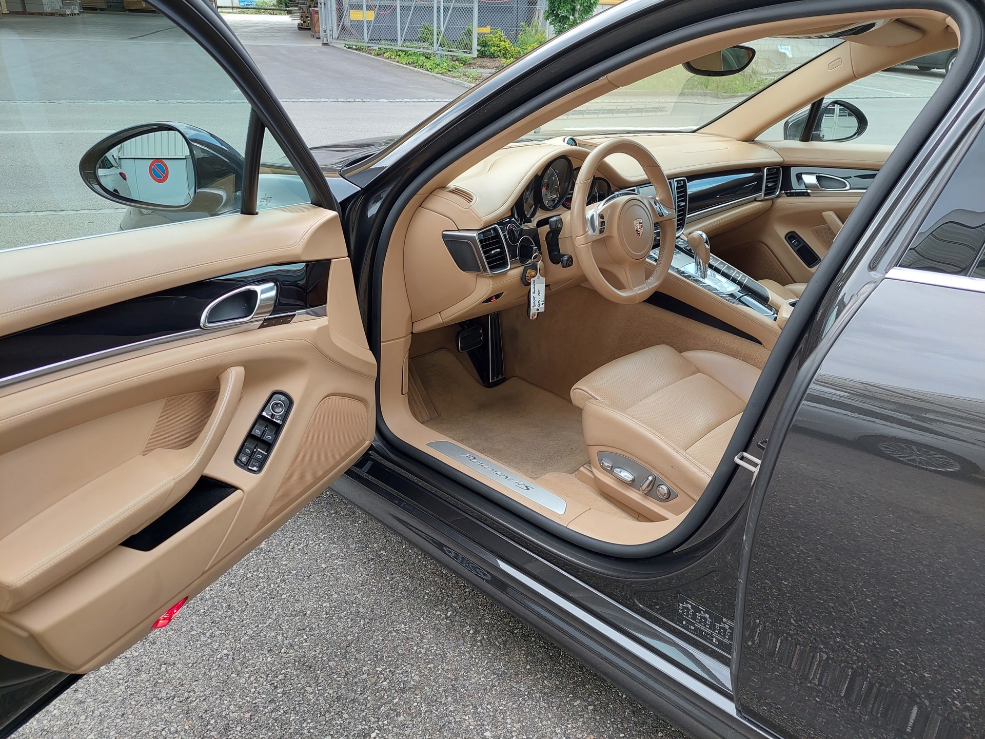 PORSCHE Panamera 4S 4.8 PDK-image-10