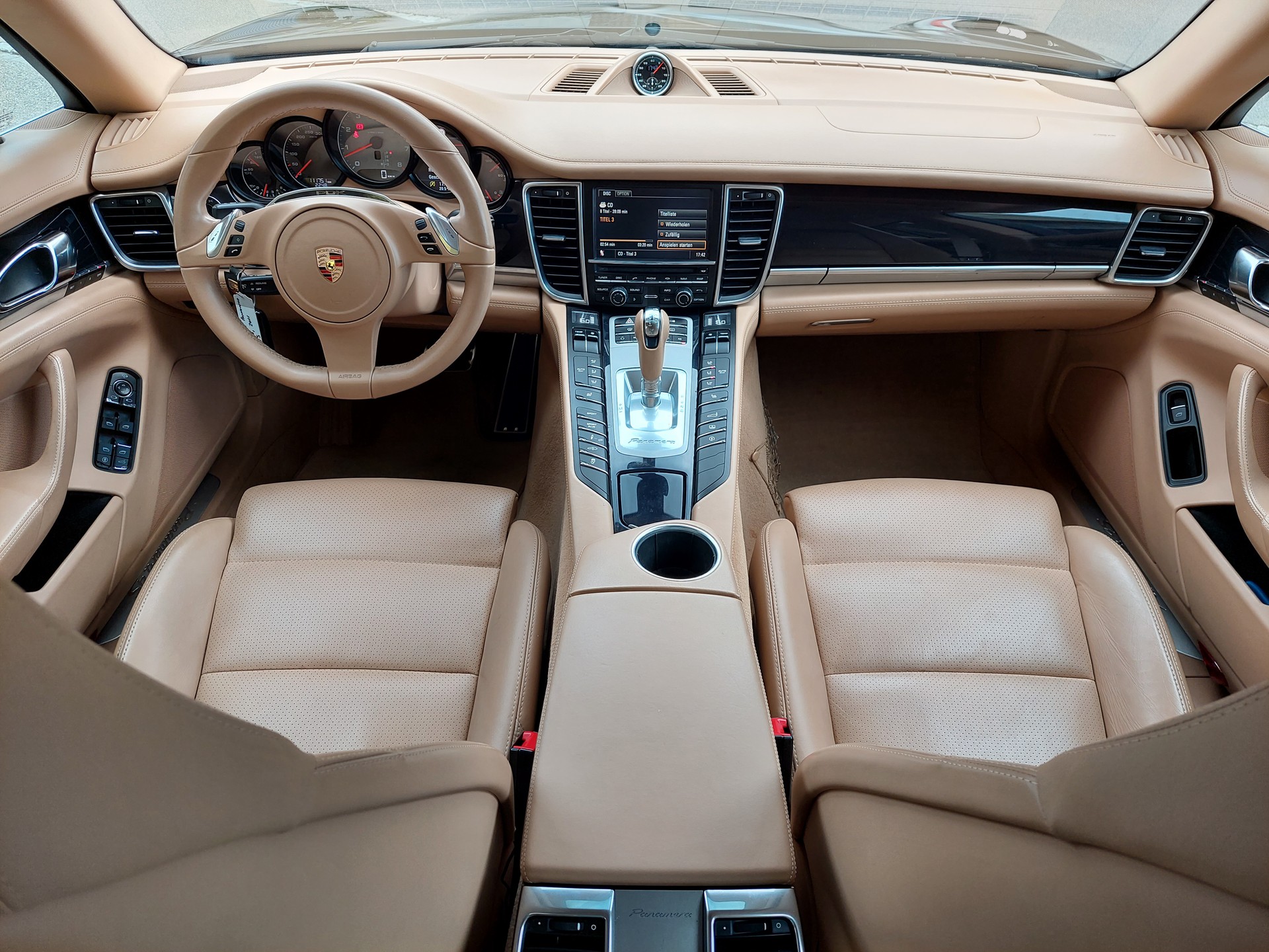 PORSCHE Panamera 4S 4.8 PDK-image-12