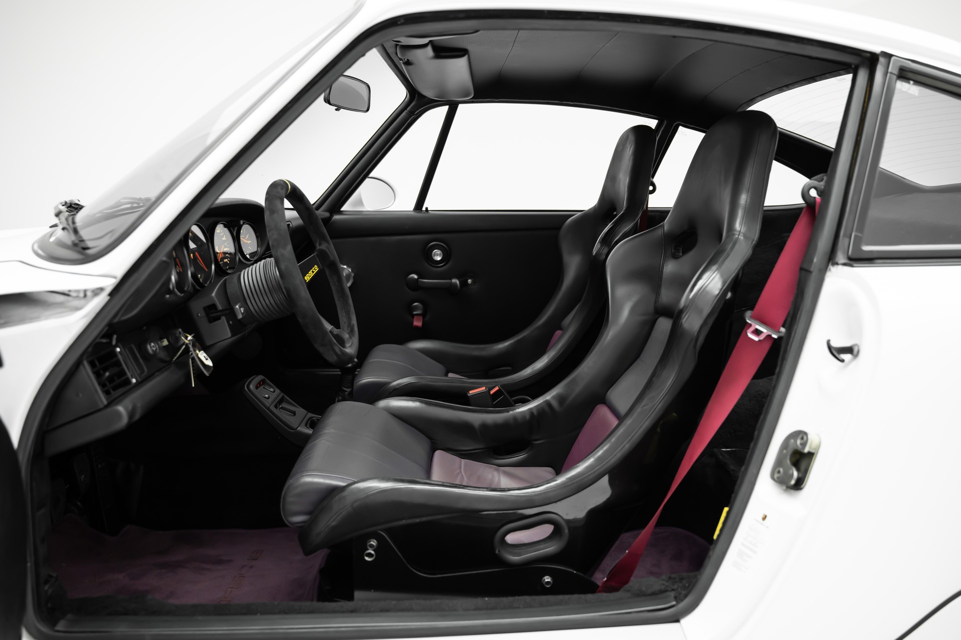 PORSCHE 911 Carrera RS-image-10