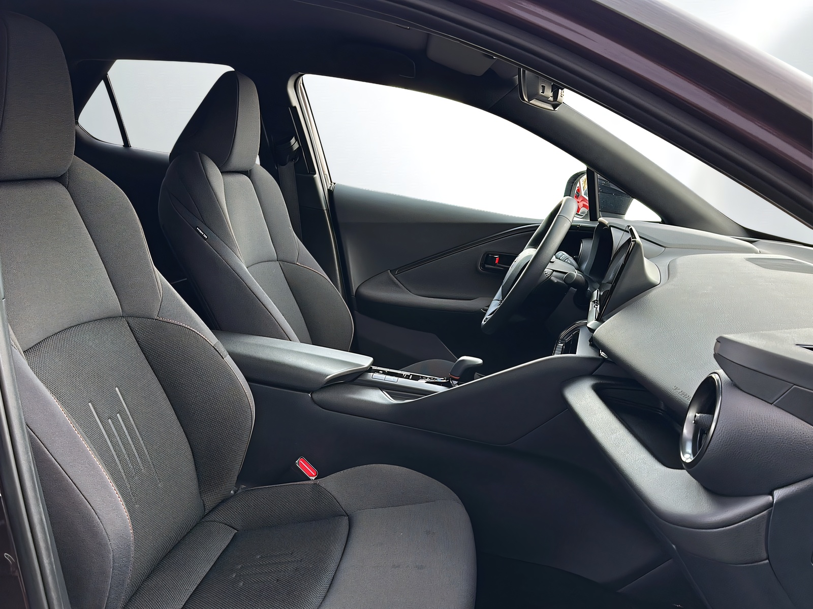 TOYOTA C-HR 2.0 PHEV CVT Trend-image-6