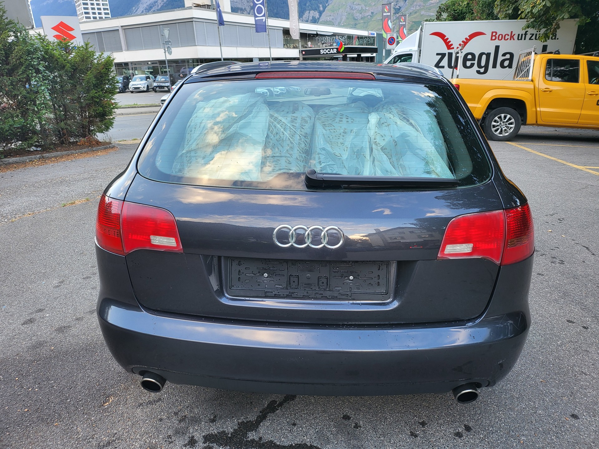 AUDI A6 Avant 2.4-image-3