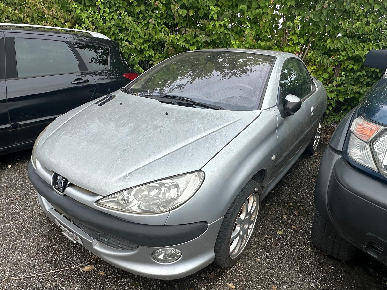 PEUGEOT 206 CC 2.0 16V-image-2