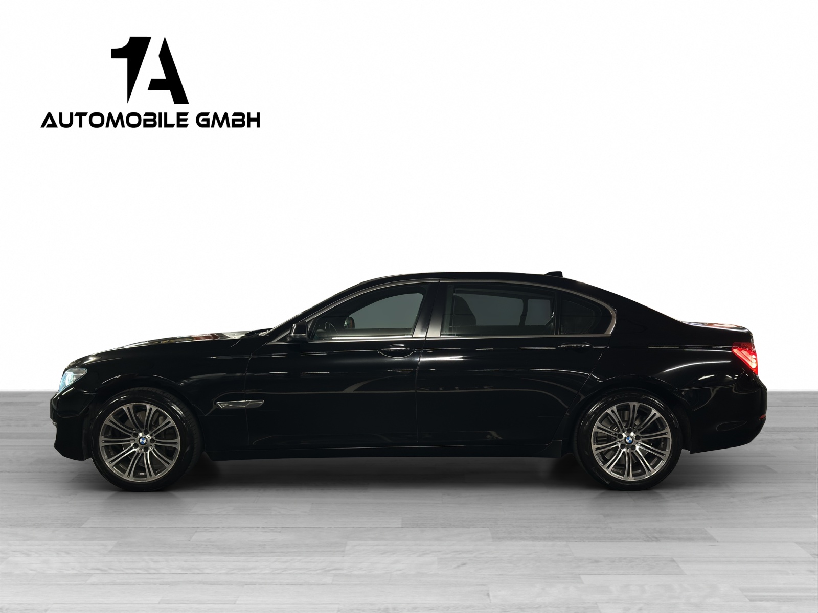 BMW 750Ld xDrive-image-1