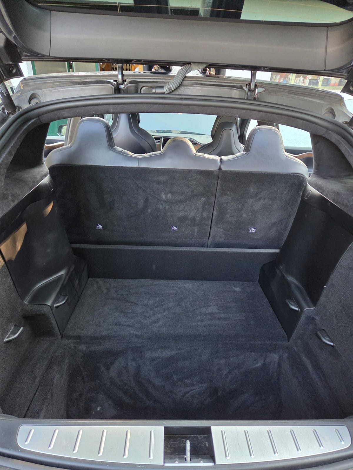 TESLA Model X 100 D-image-4