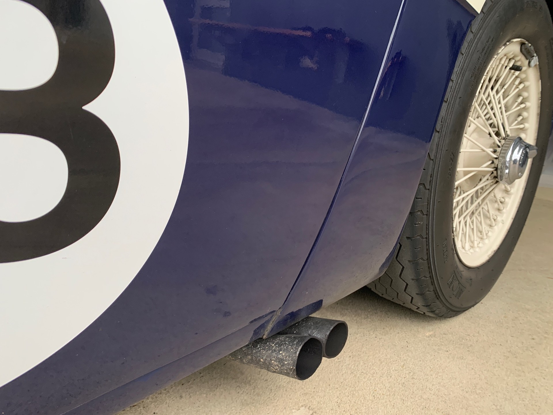 AUSTIN-HEALEY 100M Factory built original Le Mans-image-12
