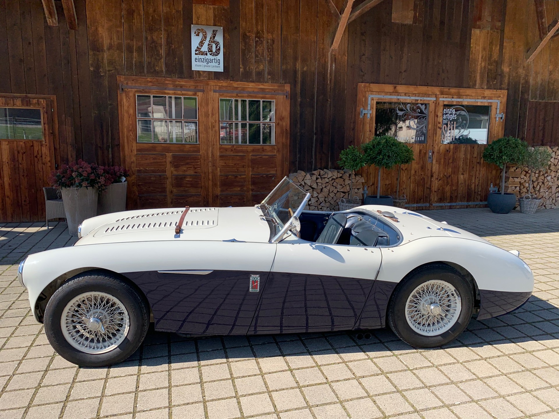 AUSTIN-HEALEY 100M Factory built original Le Mans-image-3