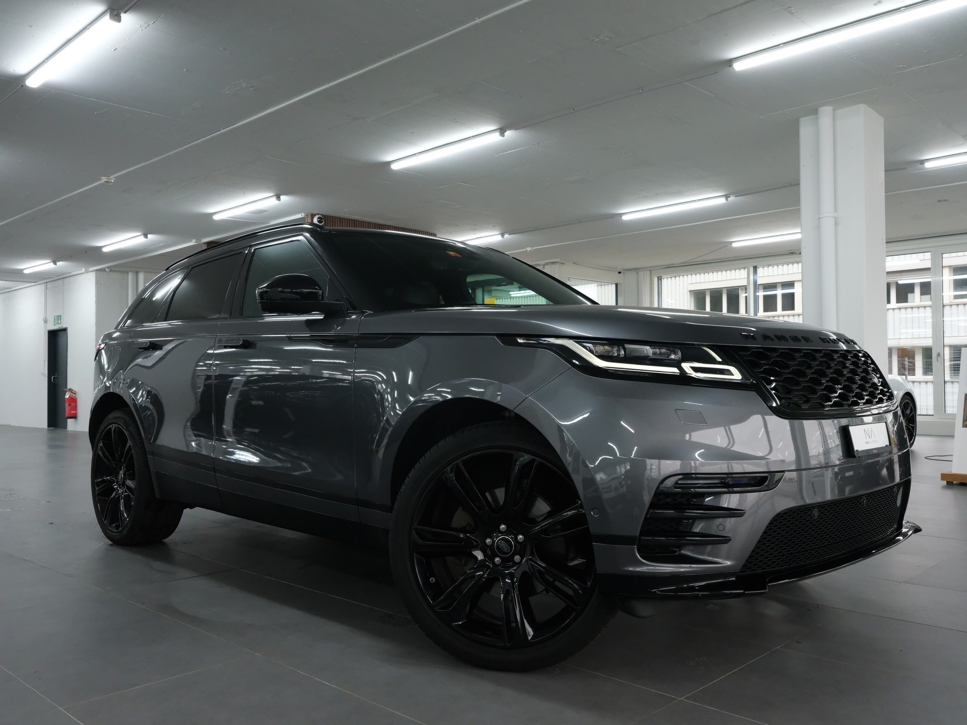 LAND ROVER Range Rover Velar R-Dynamic P 300 S Automatic-image-0