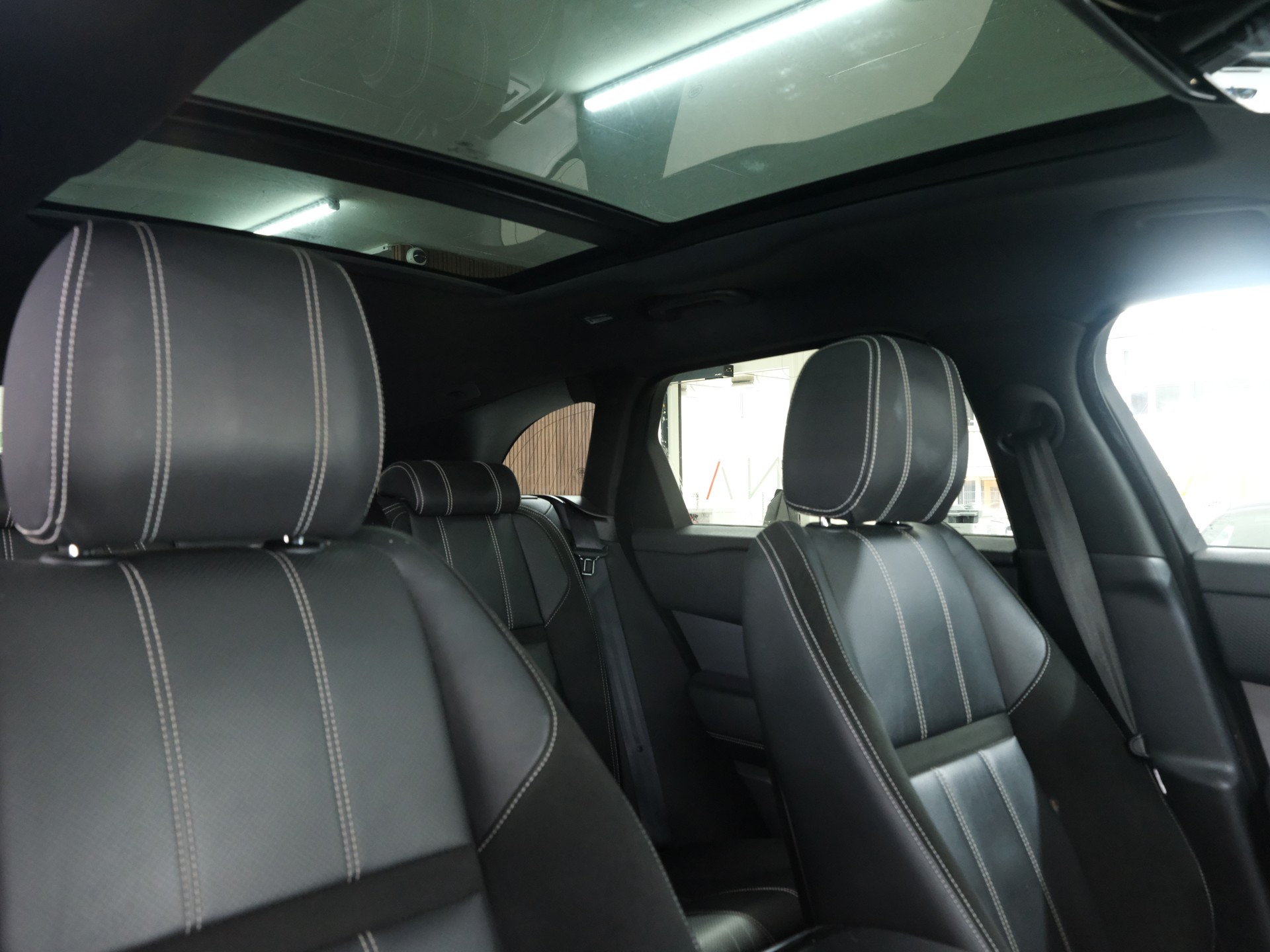 LAND ROVER Range Rover Velar R-Dynamic P 300 S Automatic-image-15
