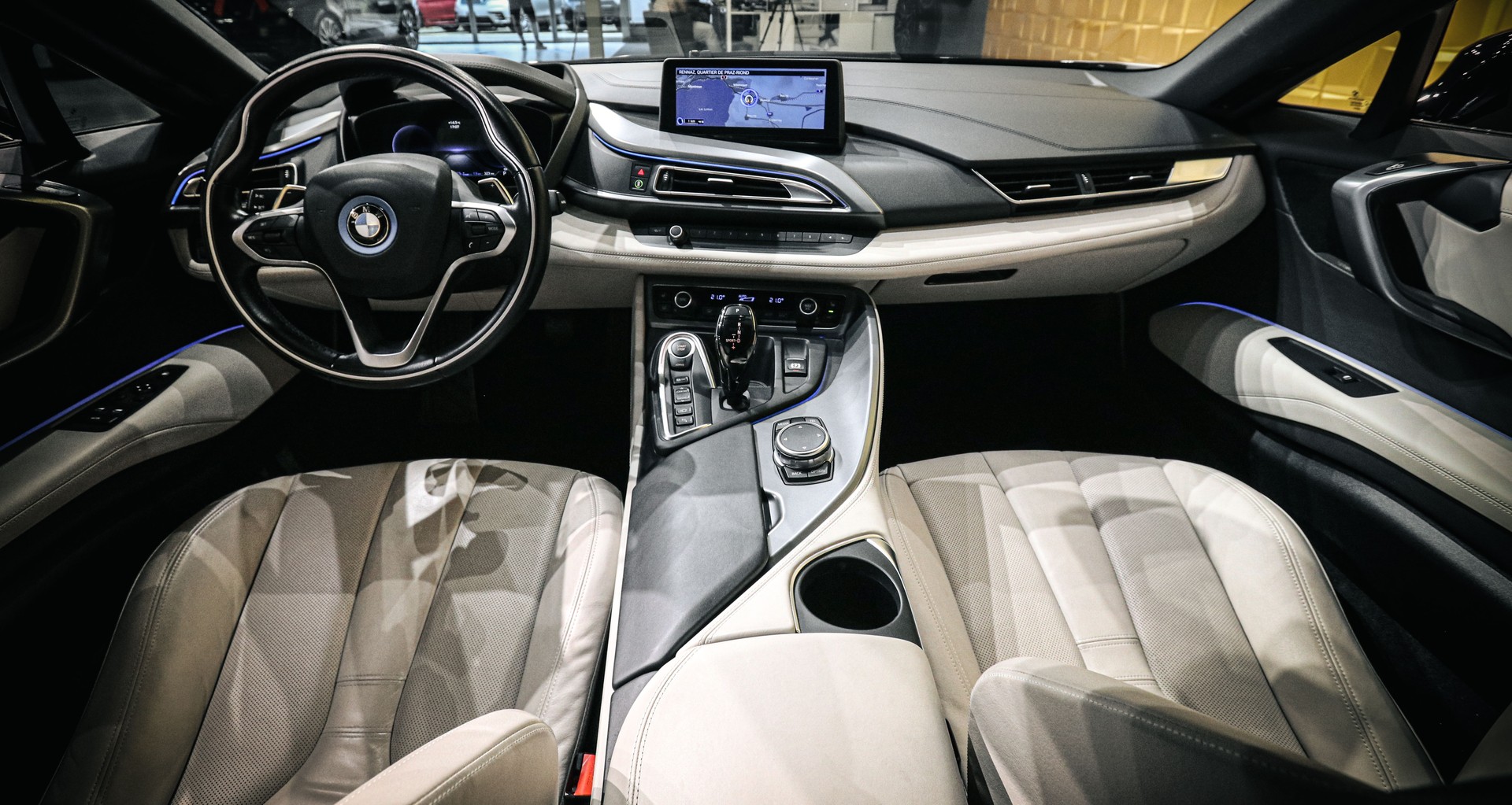 BMW i8 Coupé-image-14