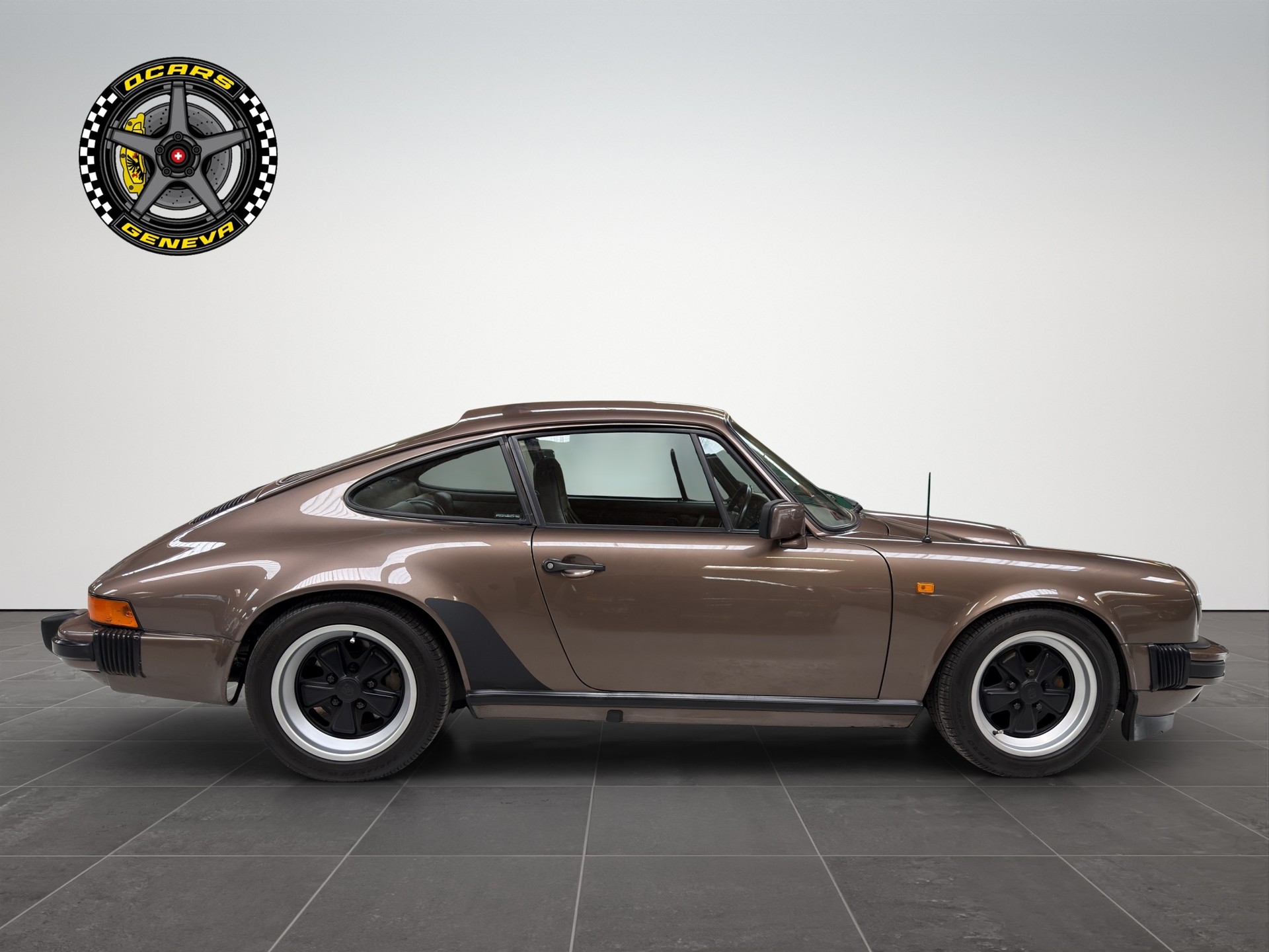 PORSCHE 911 Carrera-image-5