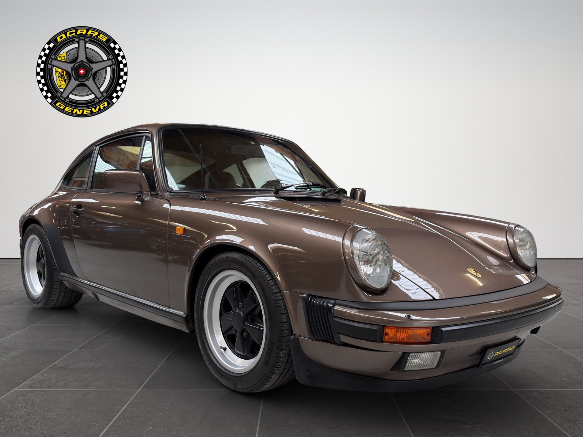 PORSCHE 911 Carrera-image-6