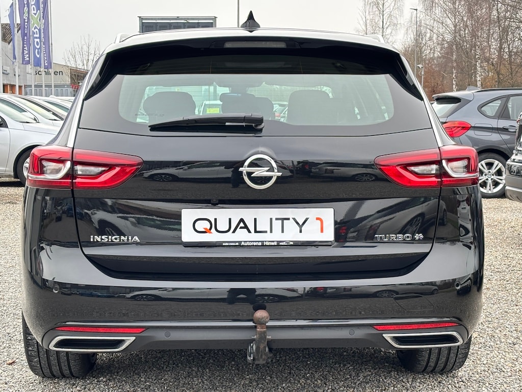 OPEL Insignia 2.0 T Sports Tourer Excellence 4WD Automat.-image-4
