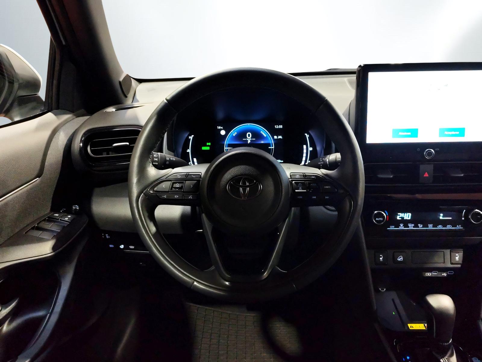 TOYOTA Yaris Cross 1.5 VVT-i HSD Trend AWD-i-image-10