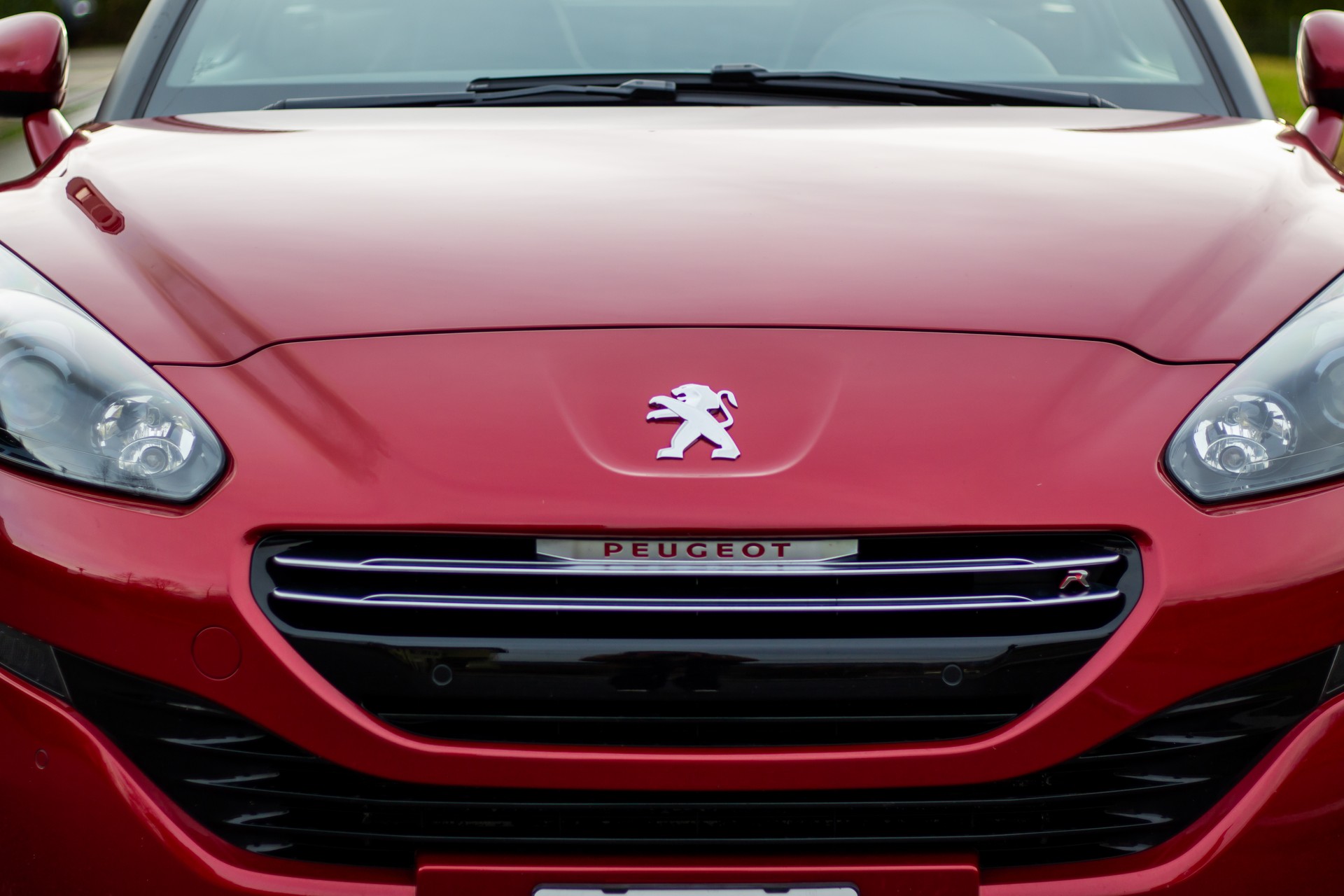 PEUGEOT RCZ R 1.6 Turbo-image-2