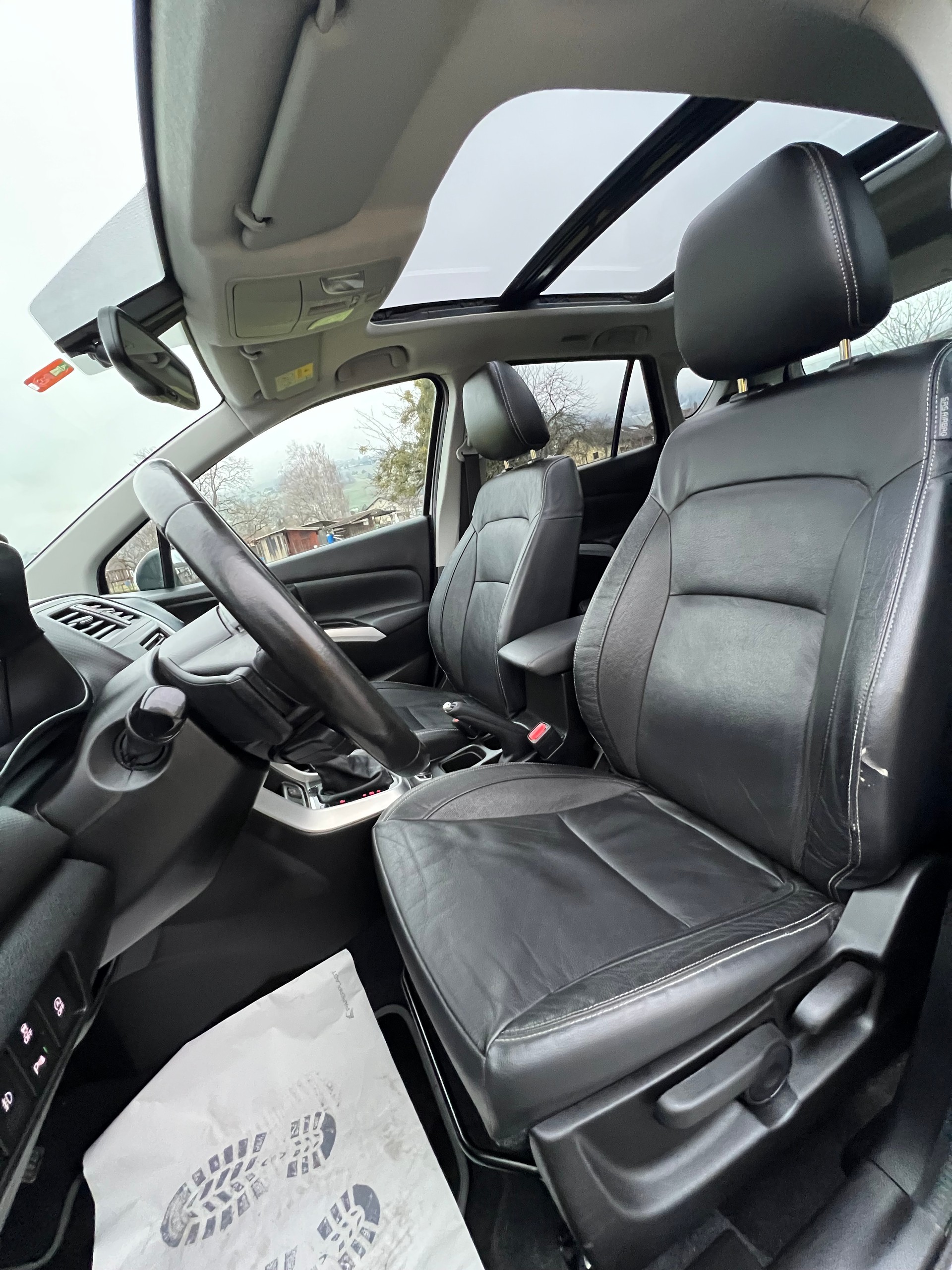 SUZUKI SX4 S-Cross 1.6 TD PizSulai Top 4WD TCSS-image-9