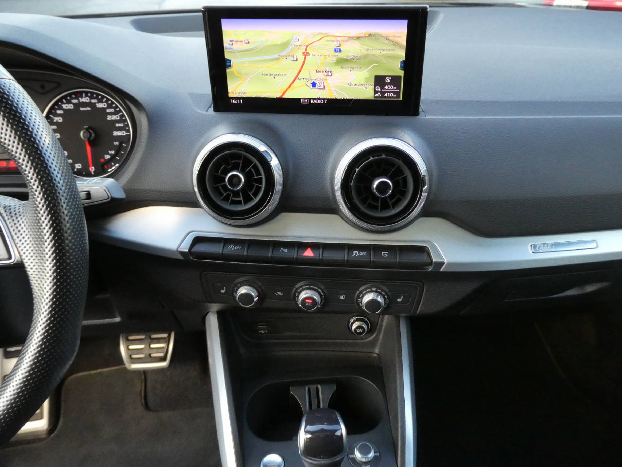 AUDI Q2 1.5 35 TFSI S Line S-Tronic-image-12