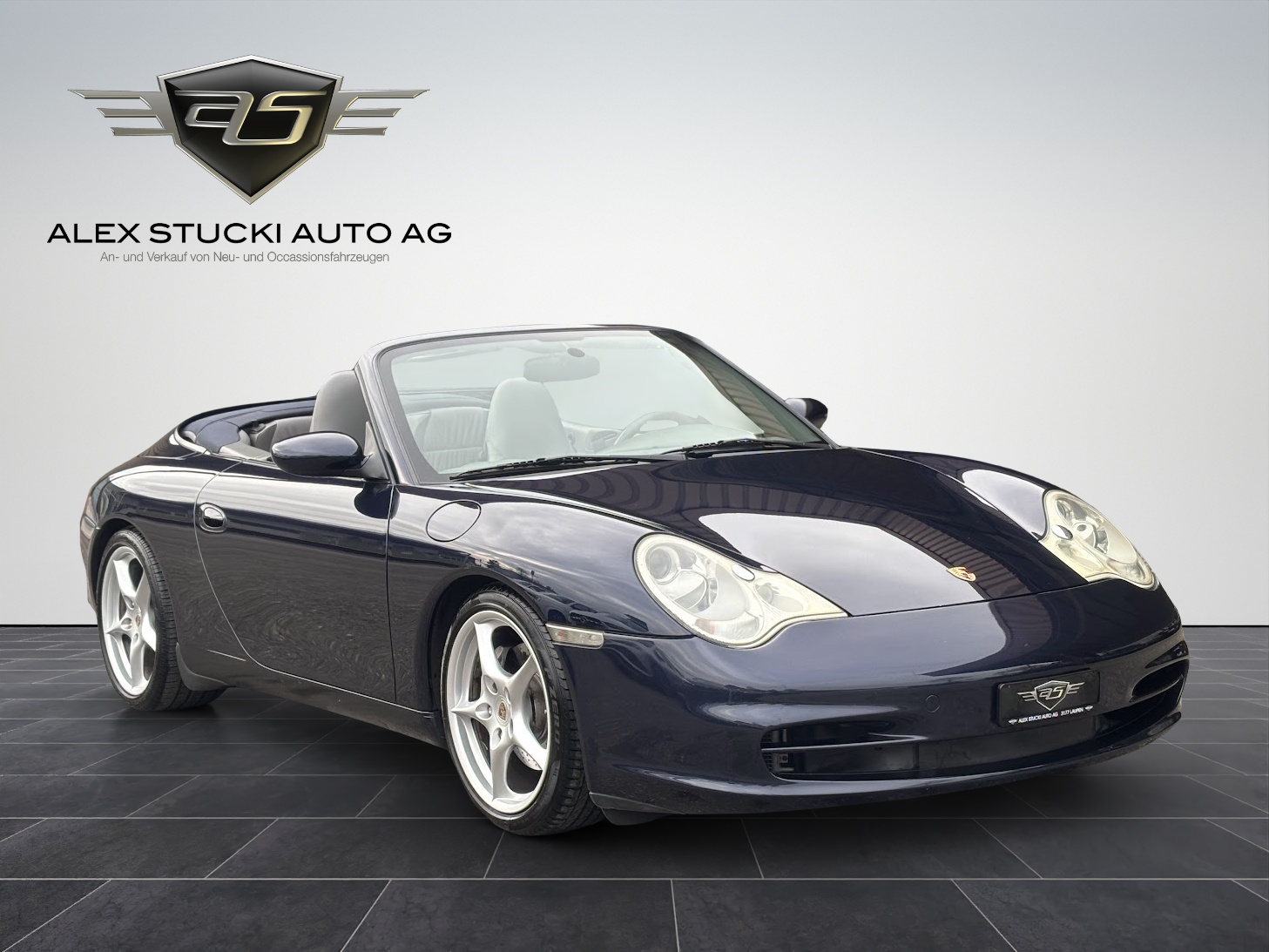 PORSCHE 911 Carrera 4 Cabrio-image-0