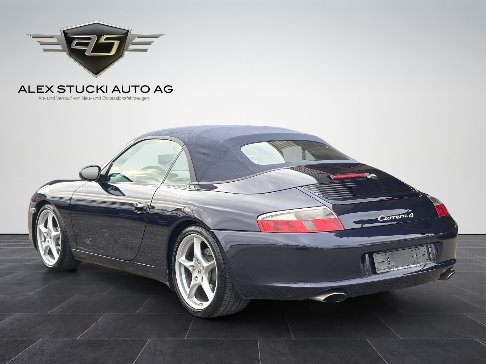 PORSCHE 911 Carrera 4 Cabrio-image-7