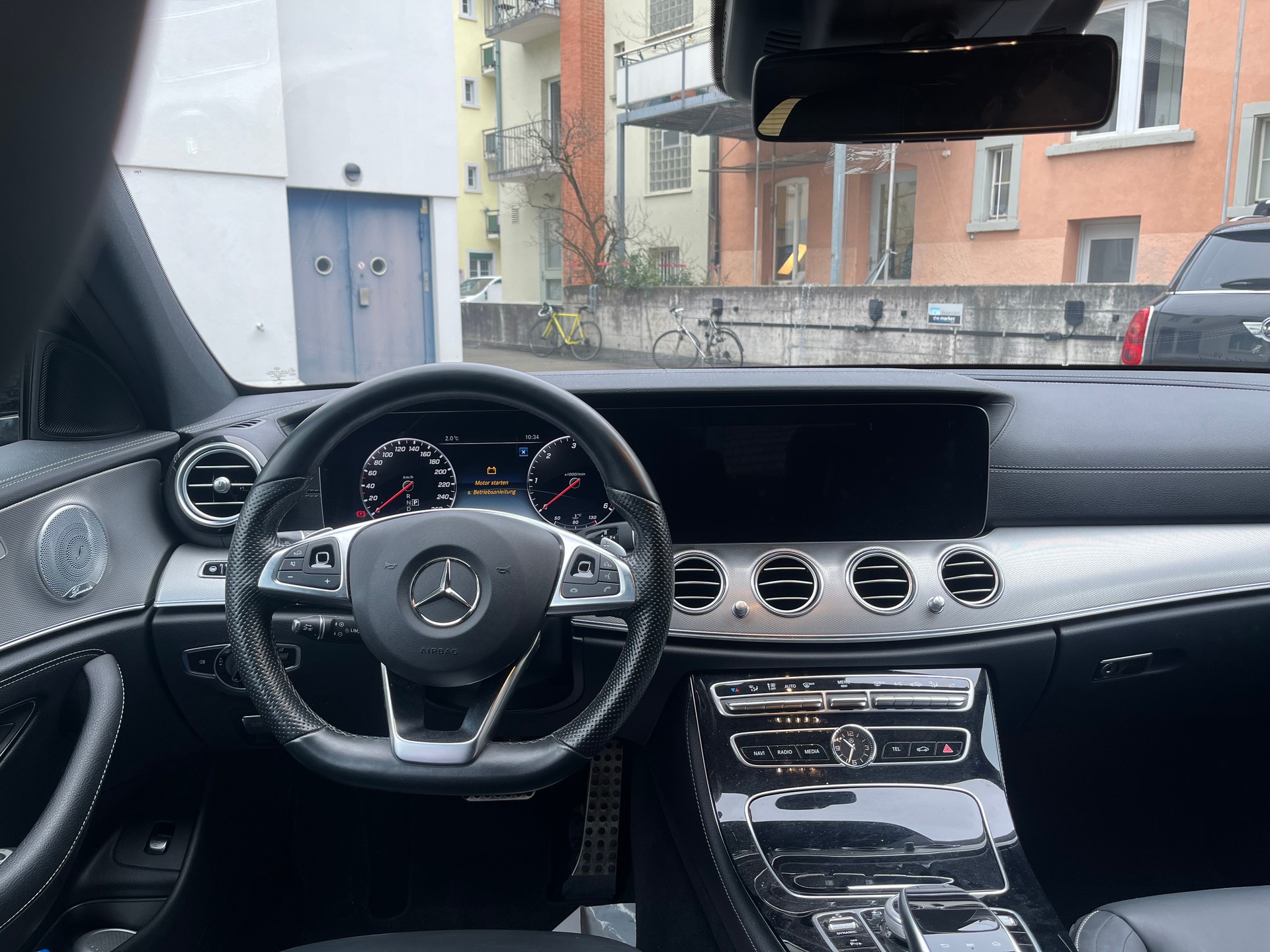 MERCEDES-BENZ E 350 d Exclusive 4Matic 9G-Tronic-image-5