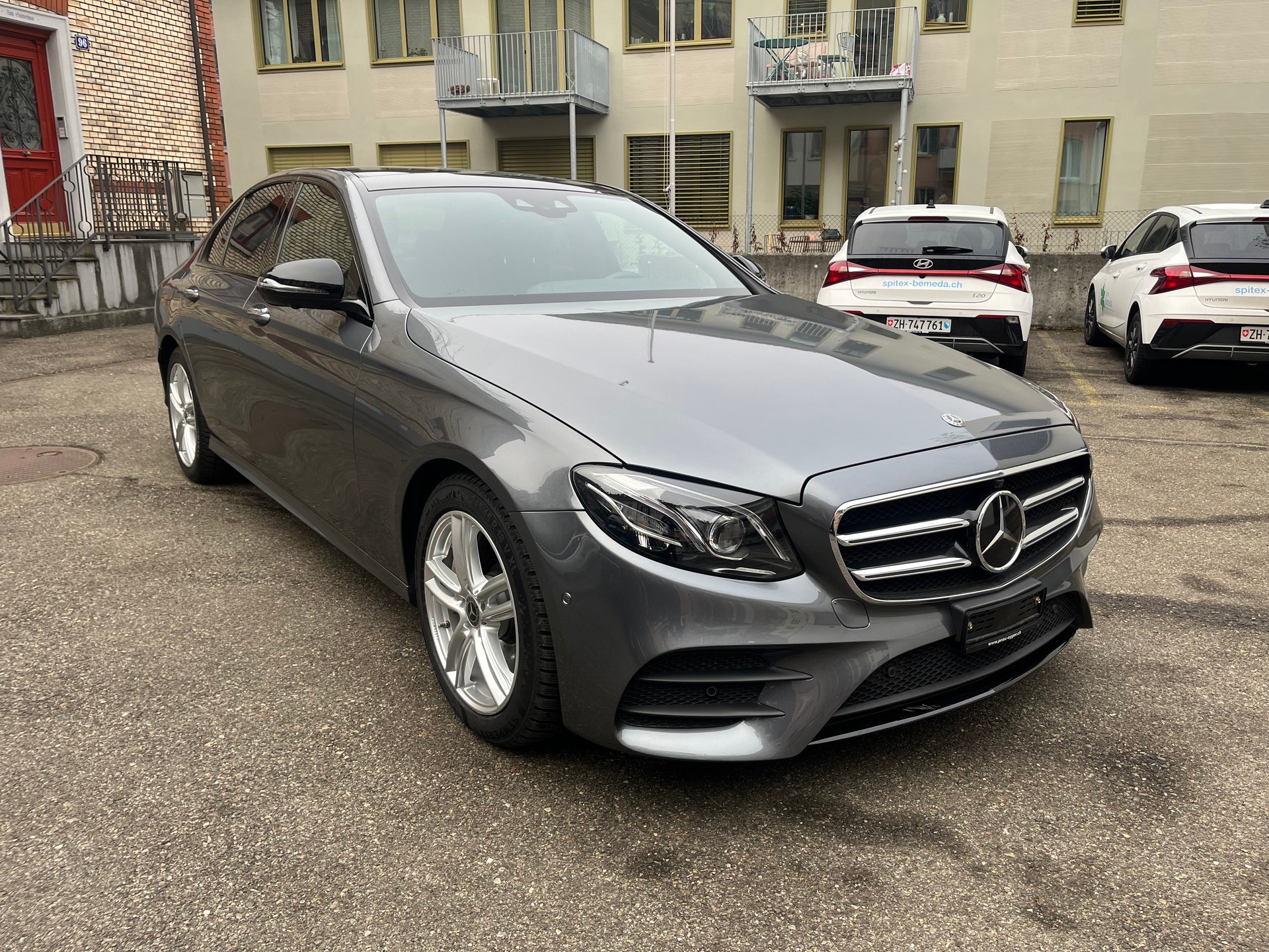 MERCEDES-BENZ E 350 d Exclusive 4Matic 9G-Tronic-image-1