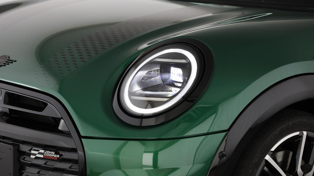 MINI John Cooper Works Cabrio-image-14