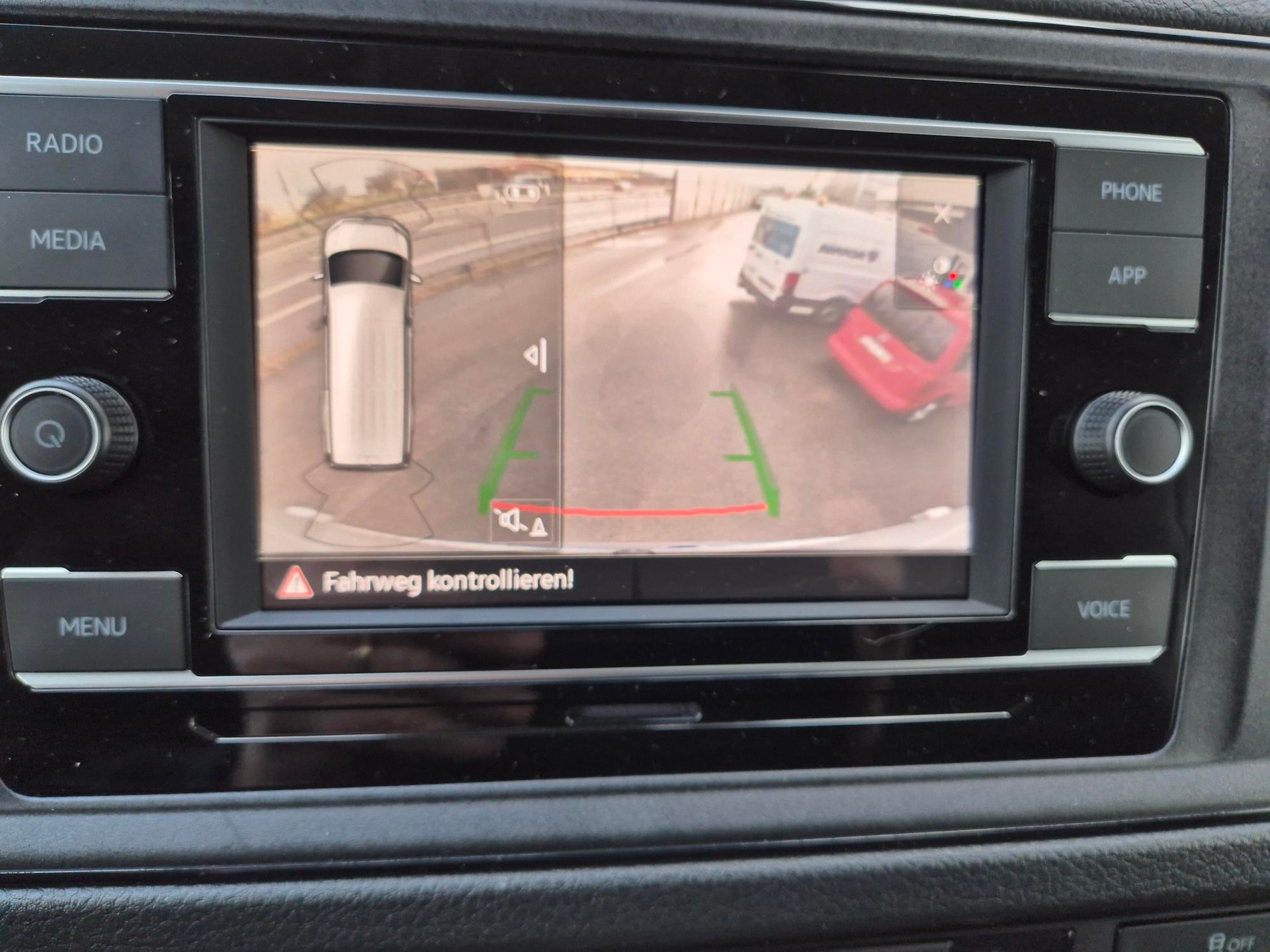 VW Crafter 35 2.0 BiTDI L4 HD A-image-6