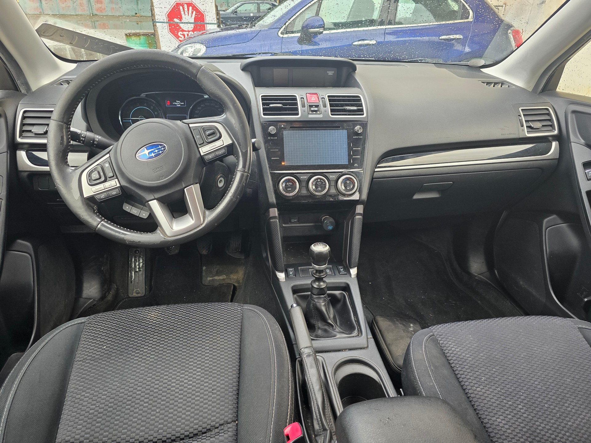 SUBARU Forester 2.0i Swiss-image-8