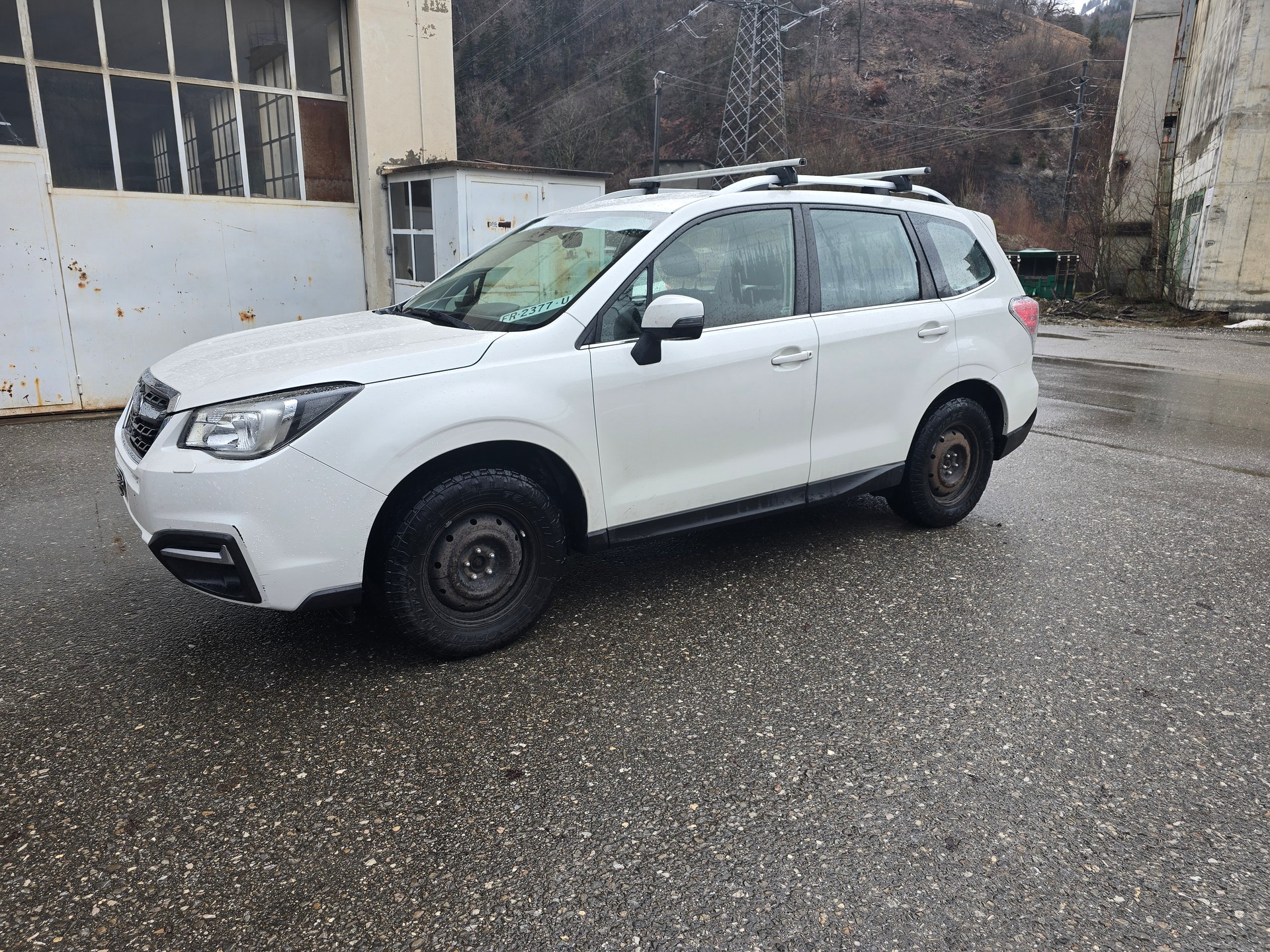 SUBARU Forester 2.0i Swiss-image-1