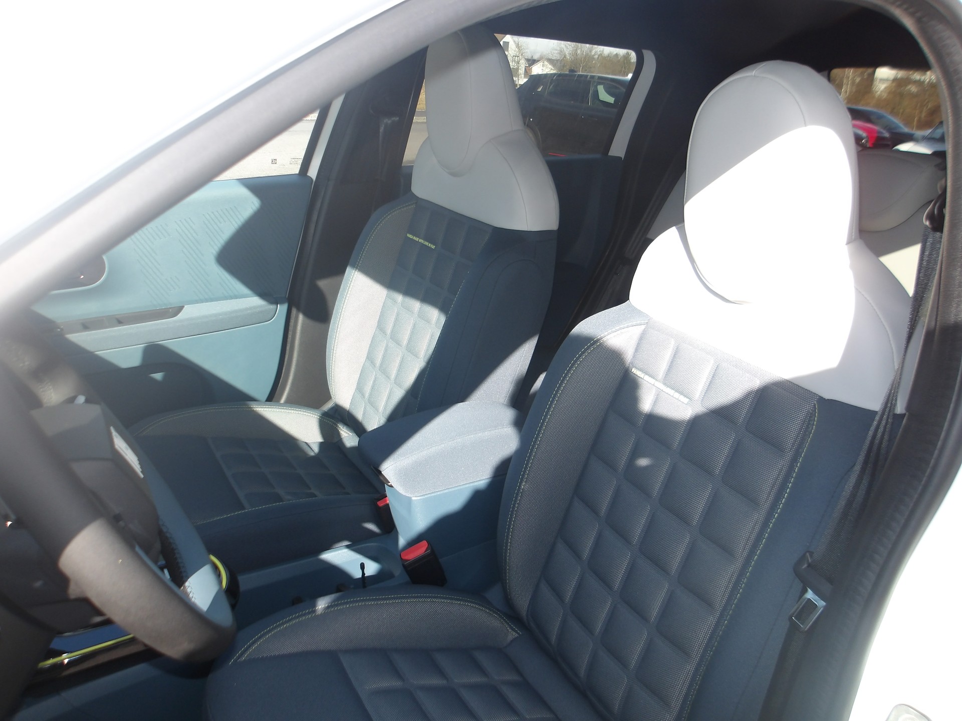 FIAT Grande Panda MHEV La Prima-image-8