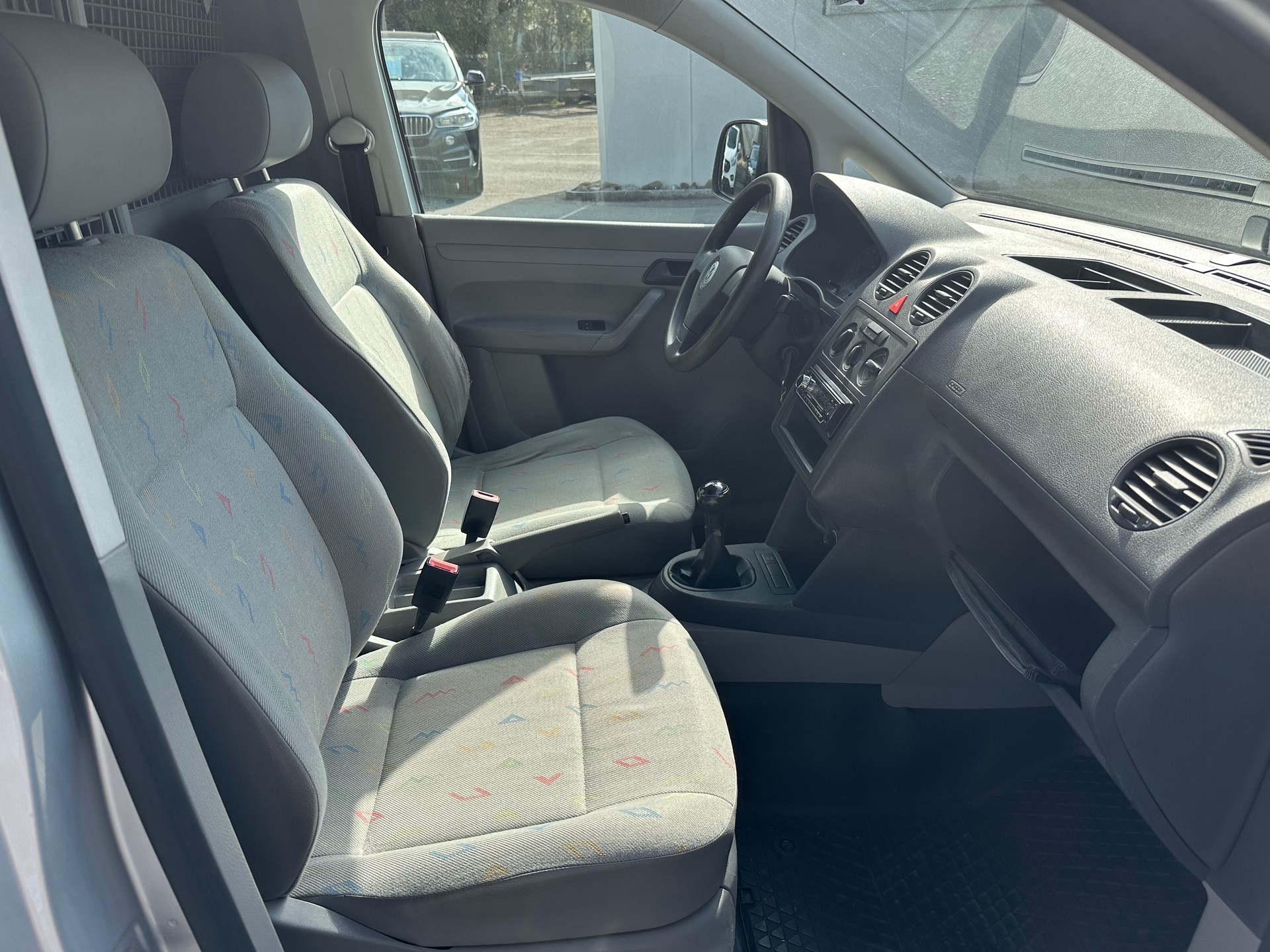 VW Caddy 1.4 *BENZINER*-image-8