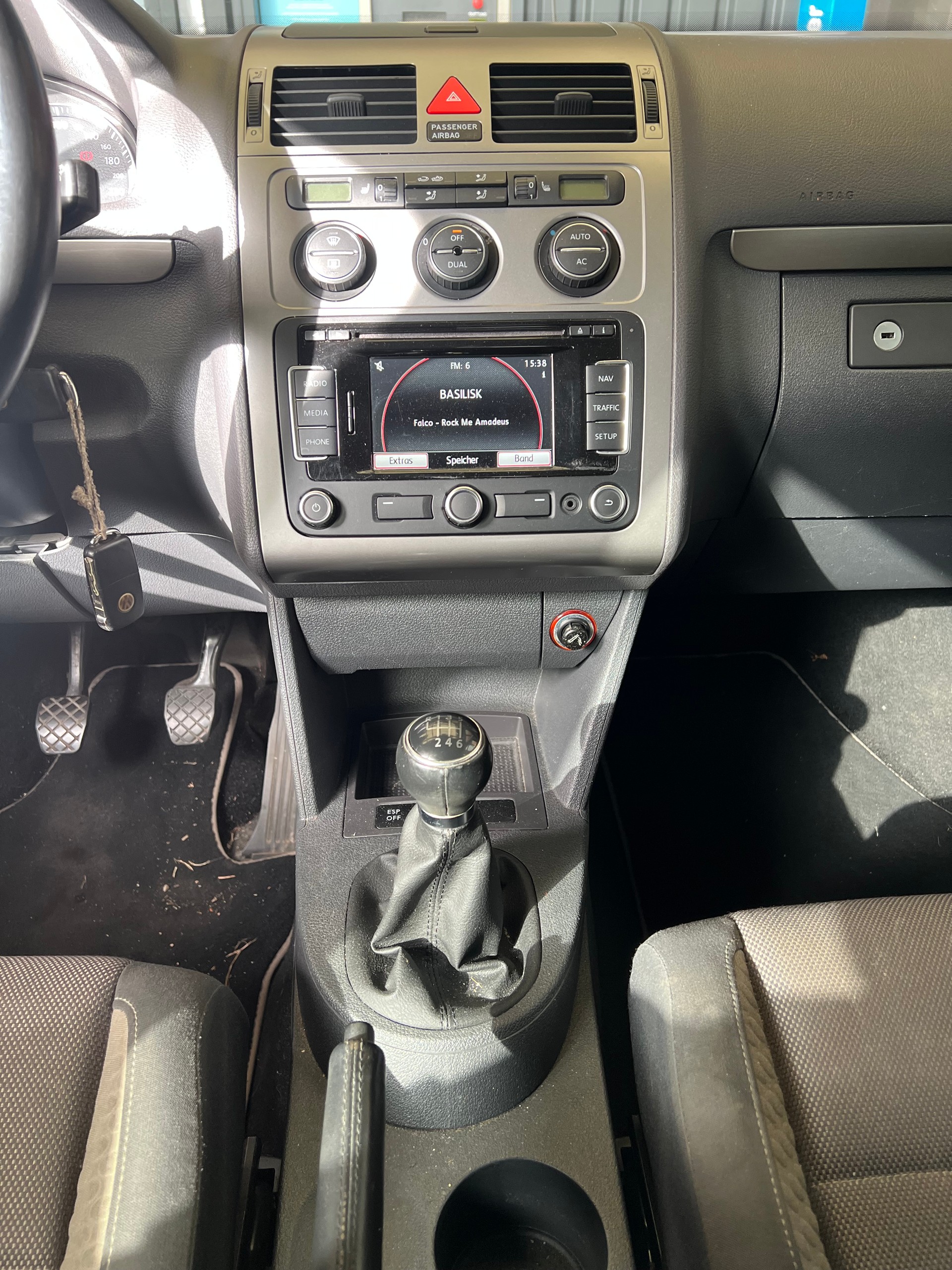 VW CrossTouran 1.4 TSI-image-5
