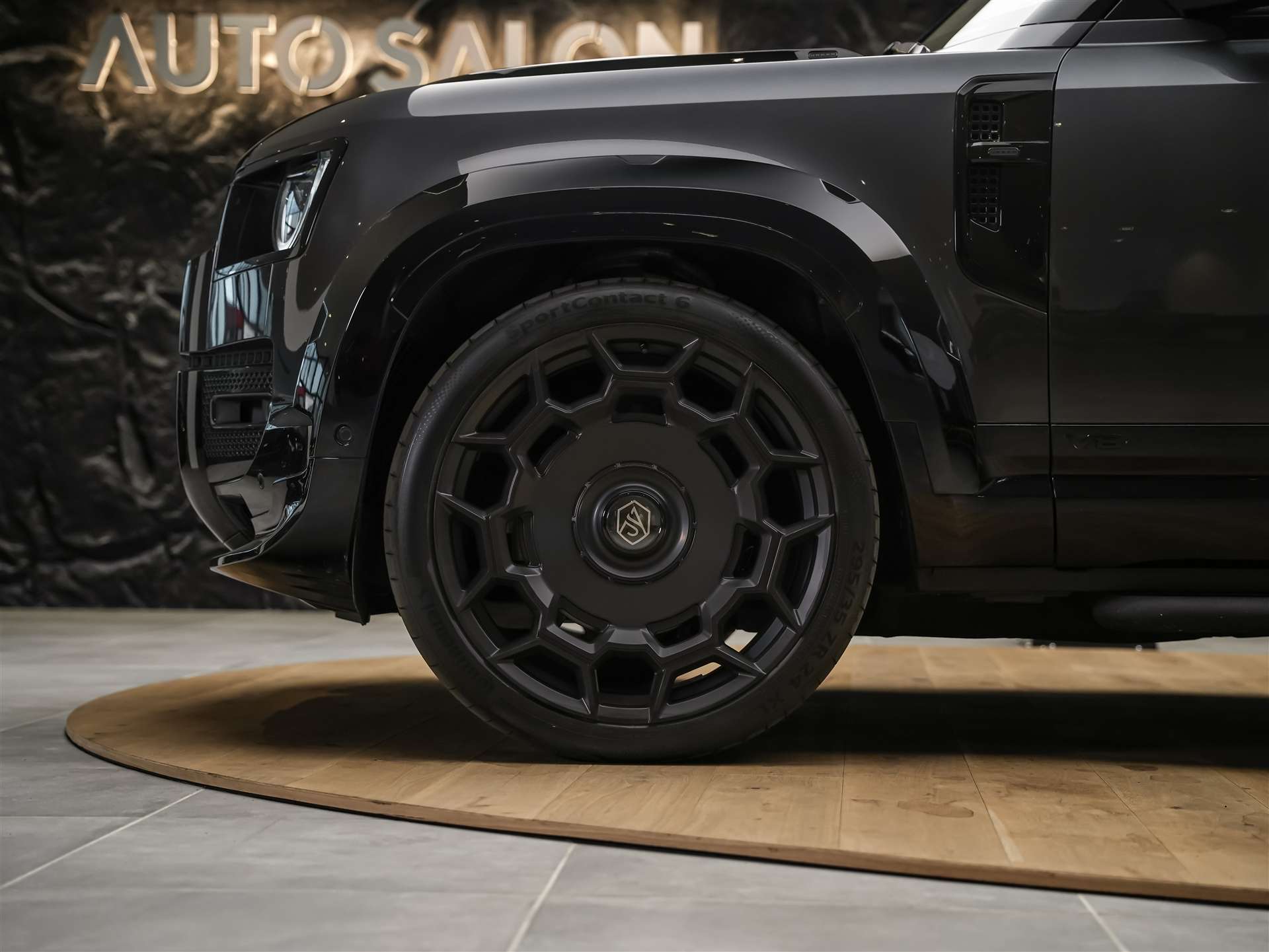 LAND ROVER Defender 110 5.0 V8 SC *URBAN*24" Felgen*Werksgarantie*AHK*-image-18