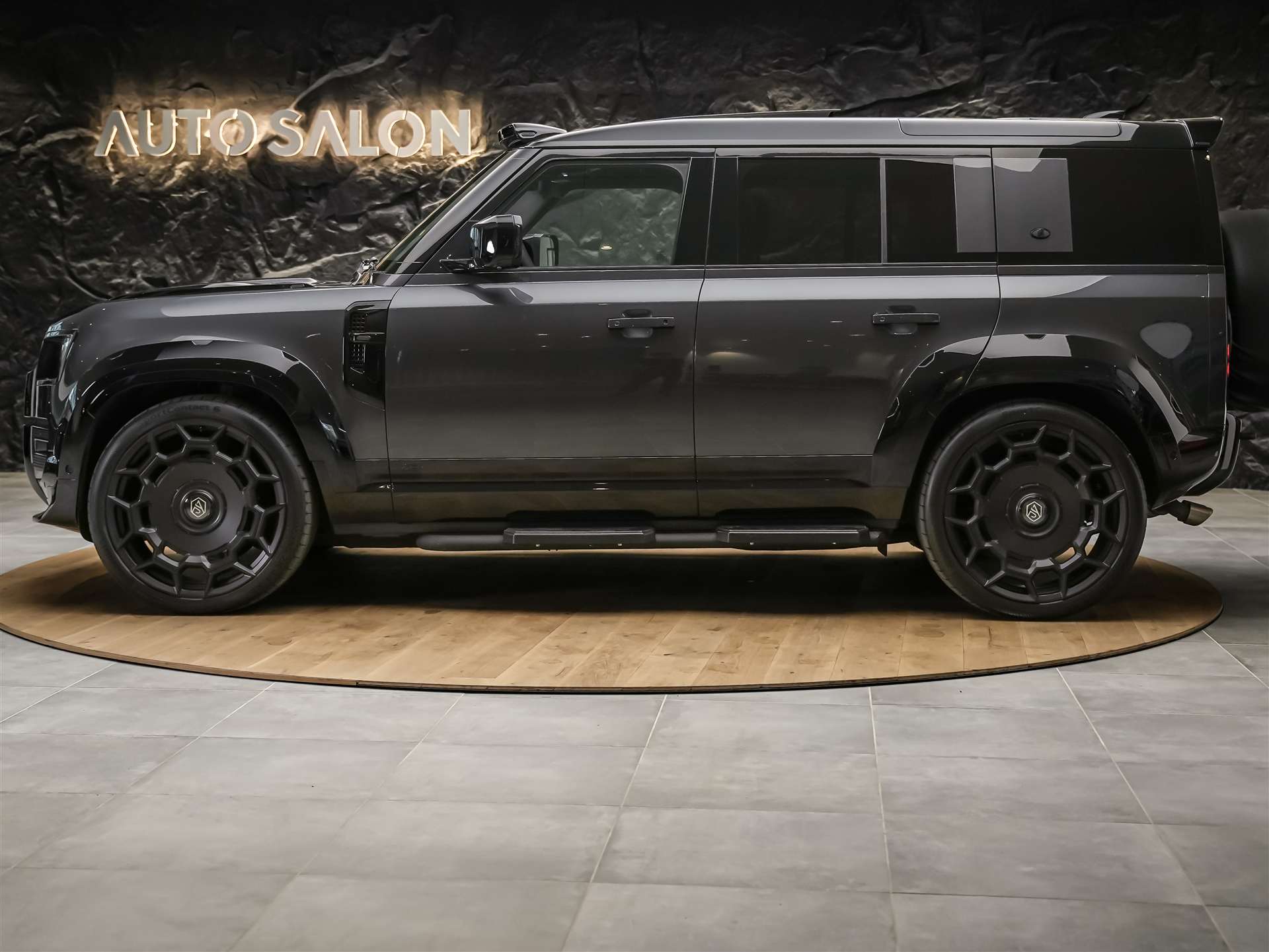 LAND ROVER Defender 110 5.0 V8 SC *URBAN*24" Felgen*Werksgarantie*AHK*-image-1
