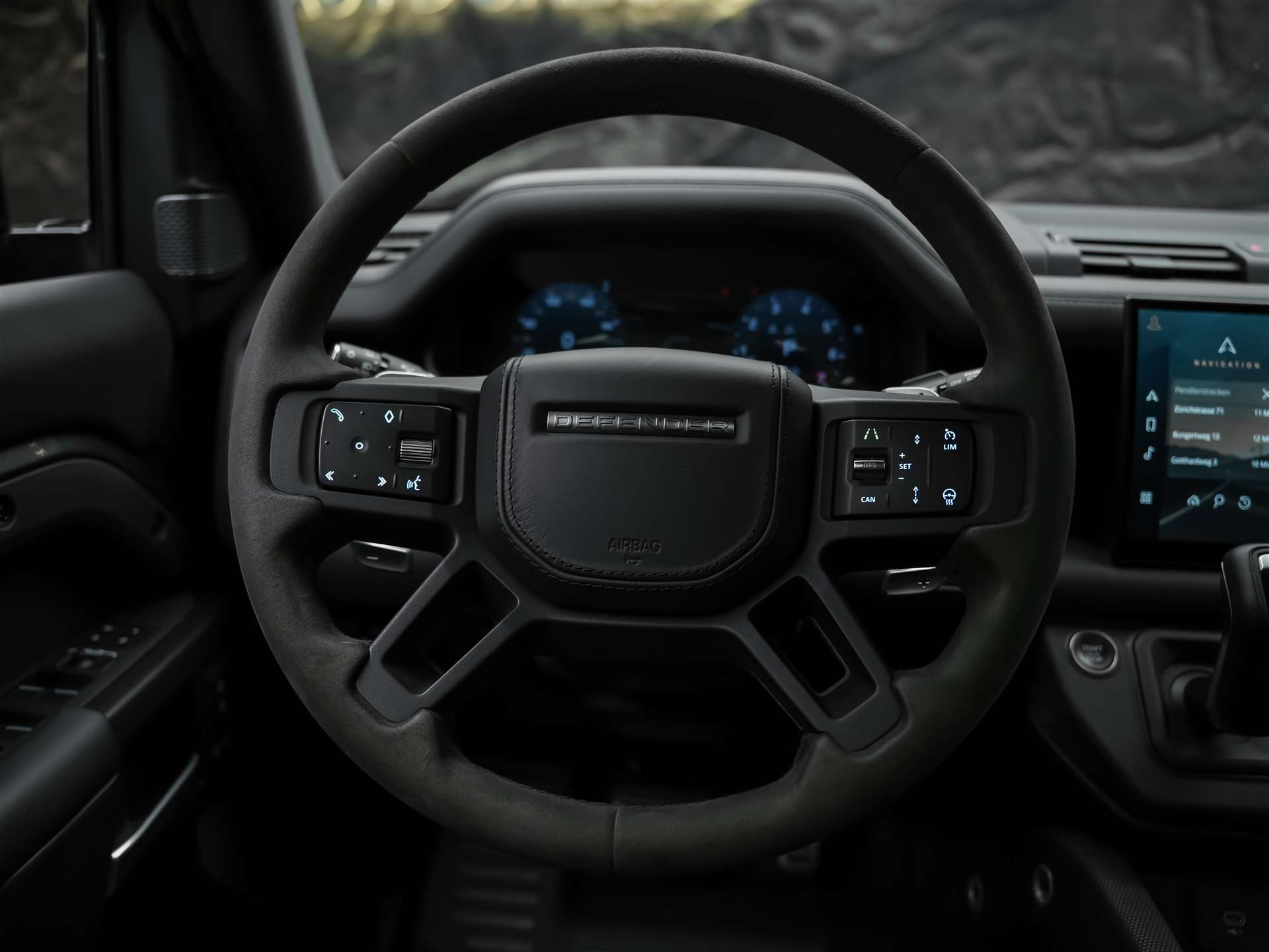 LAND ROVER Defender 110 5.0 V8 SC *URBAN*24" Felgen*Werksgarantie*AHK*-image-21