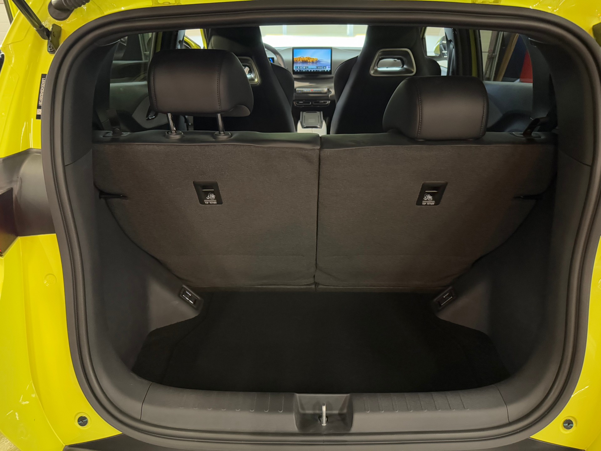 BYD Dolphin Surf 43 kWh Comfort-image-23
