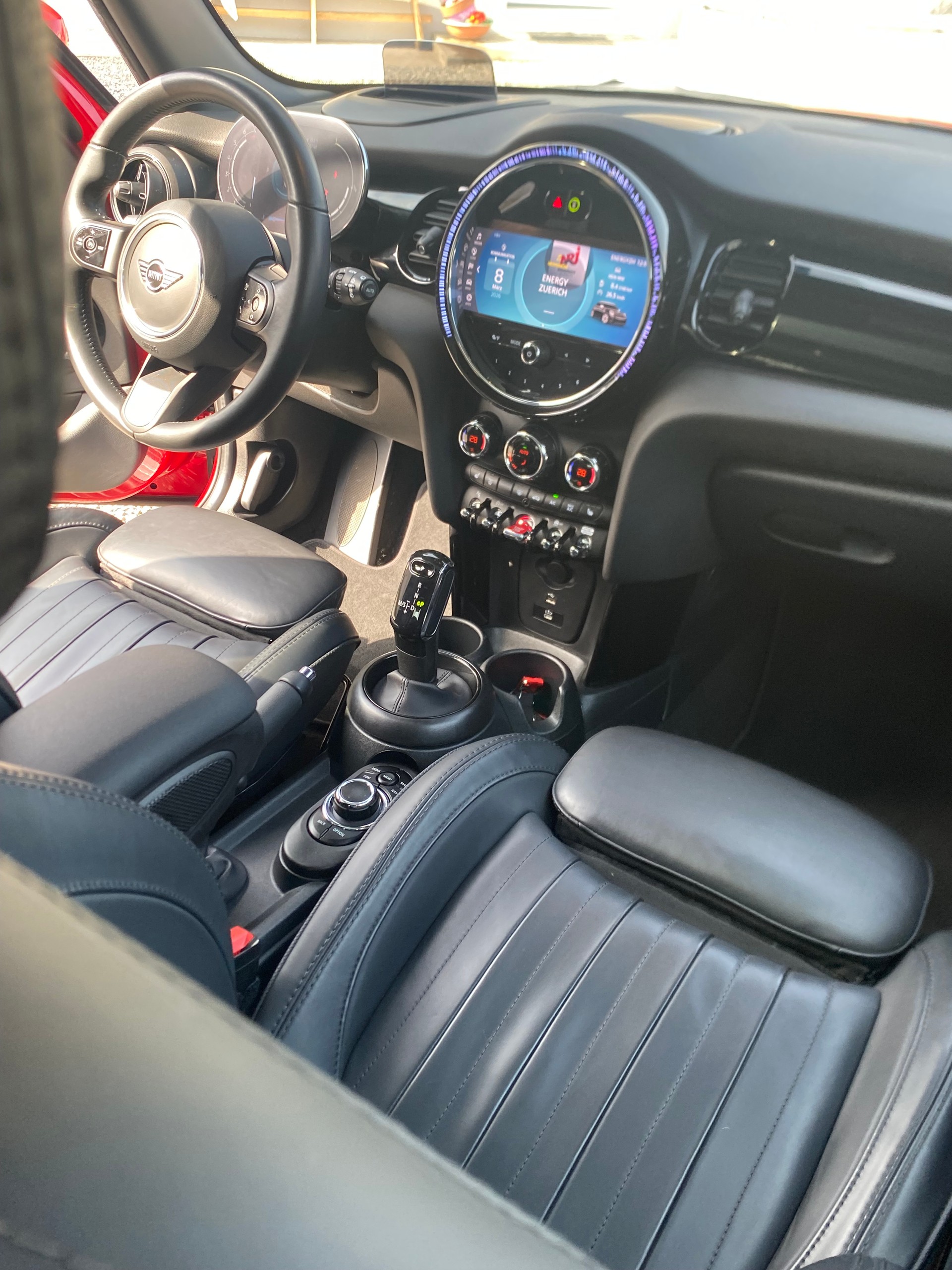 MINI 5door Cooper-image-4