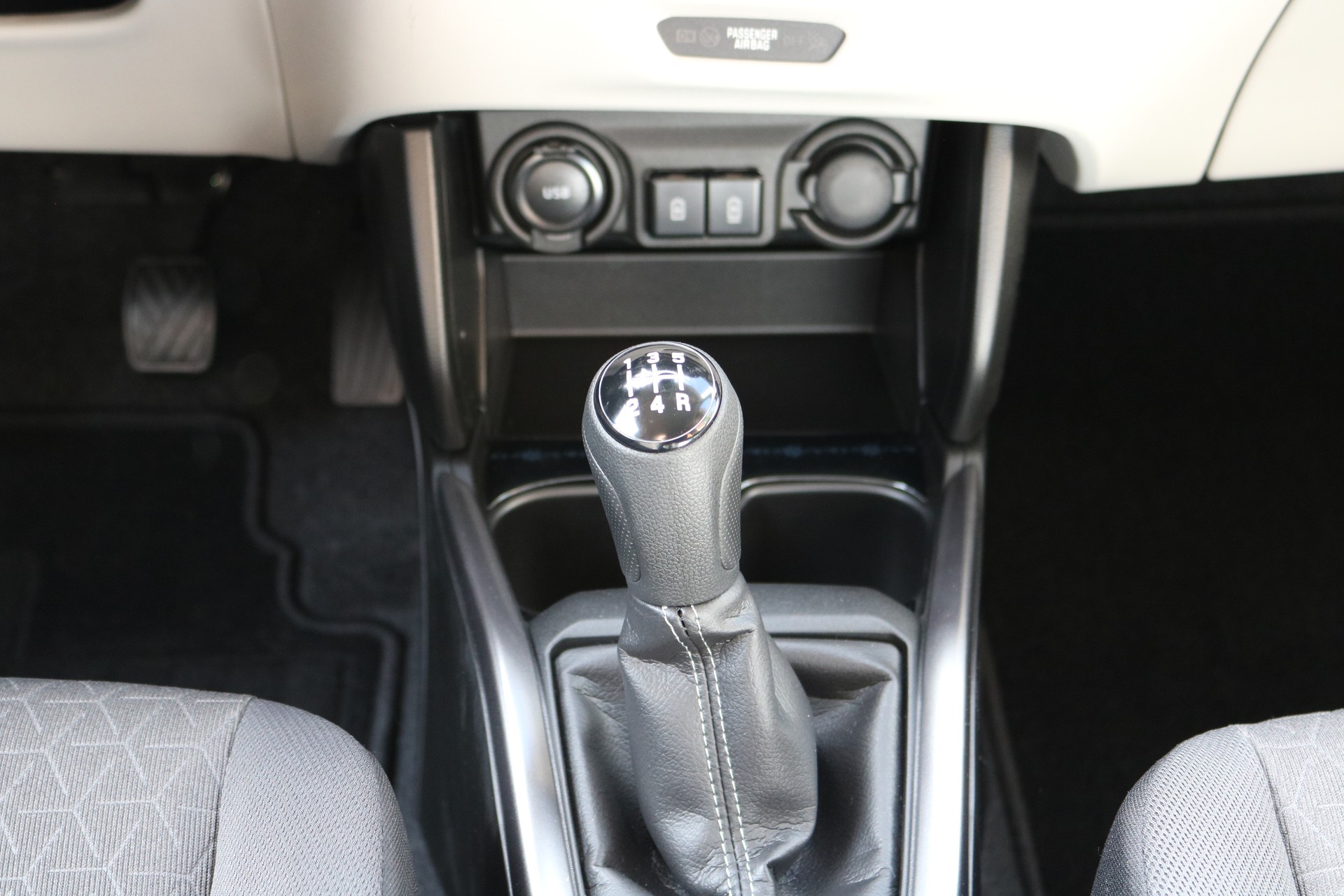 SUZUKI Swift 1.2 Tradizio Top Hybrid 4x4-image-7