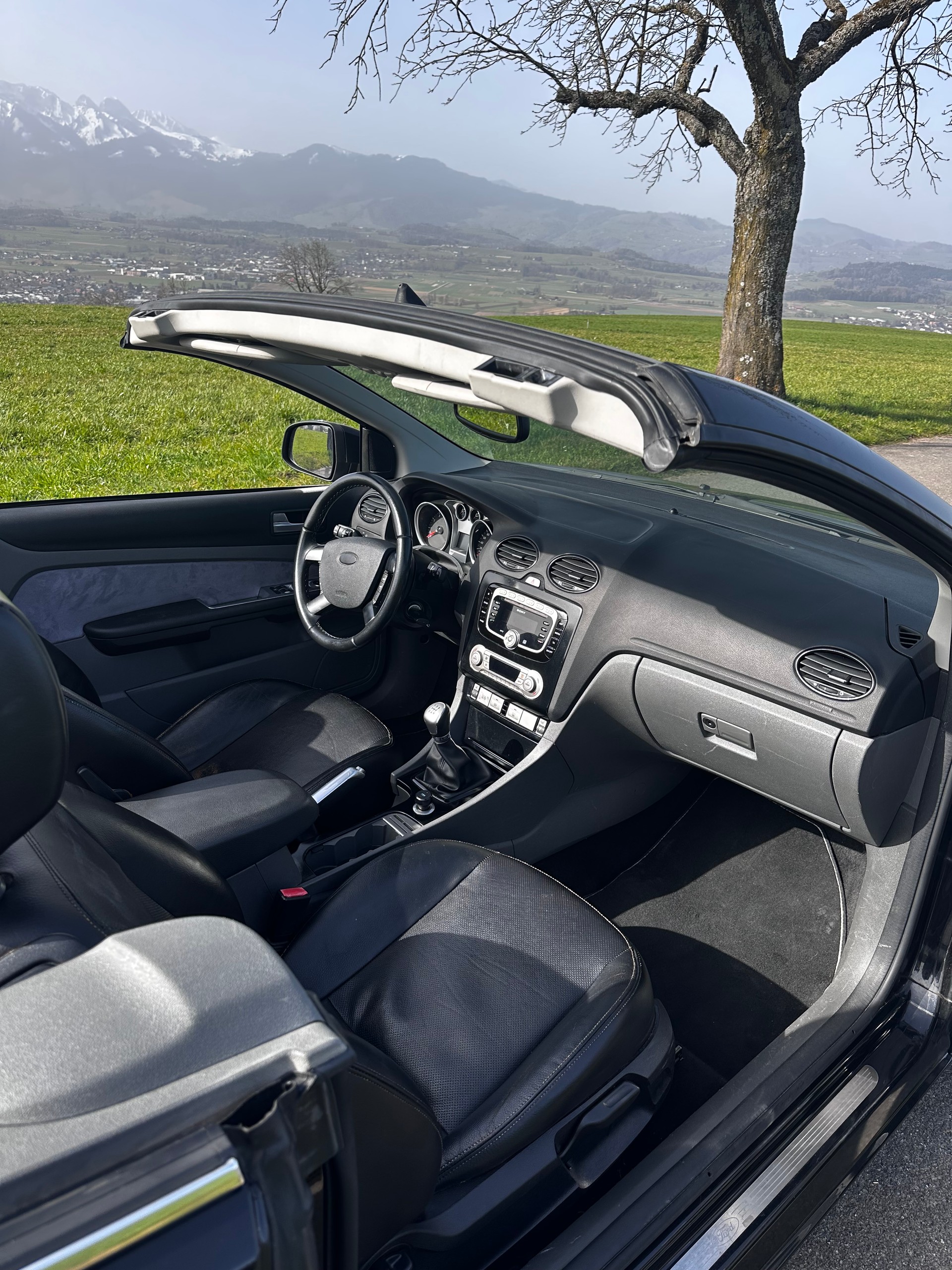 FORD Focus CC 2.0i Ambiente-image-4