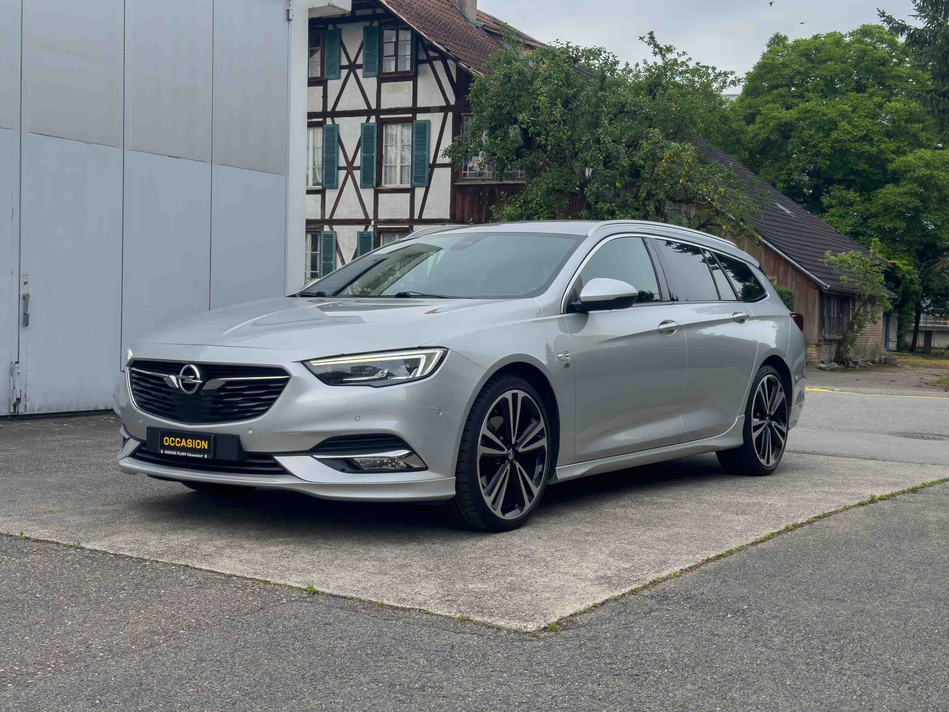 OPEL Insignia 2.0 CDTI Sports Tourer OPC-Line Excellence Automatic-image-0
