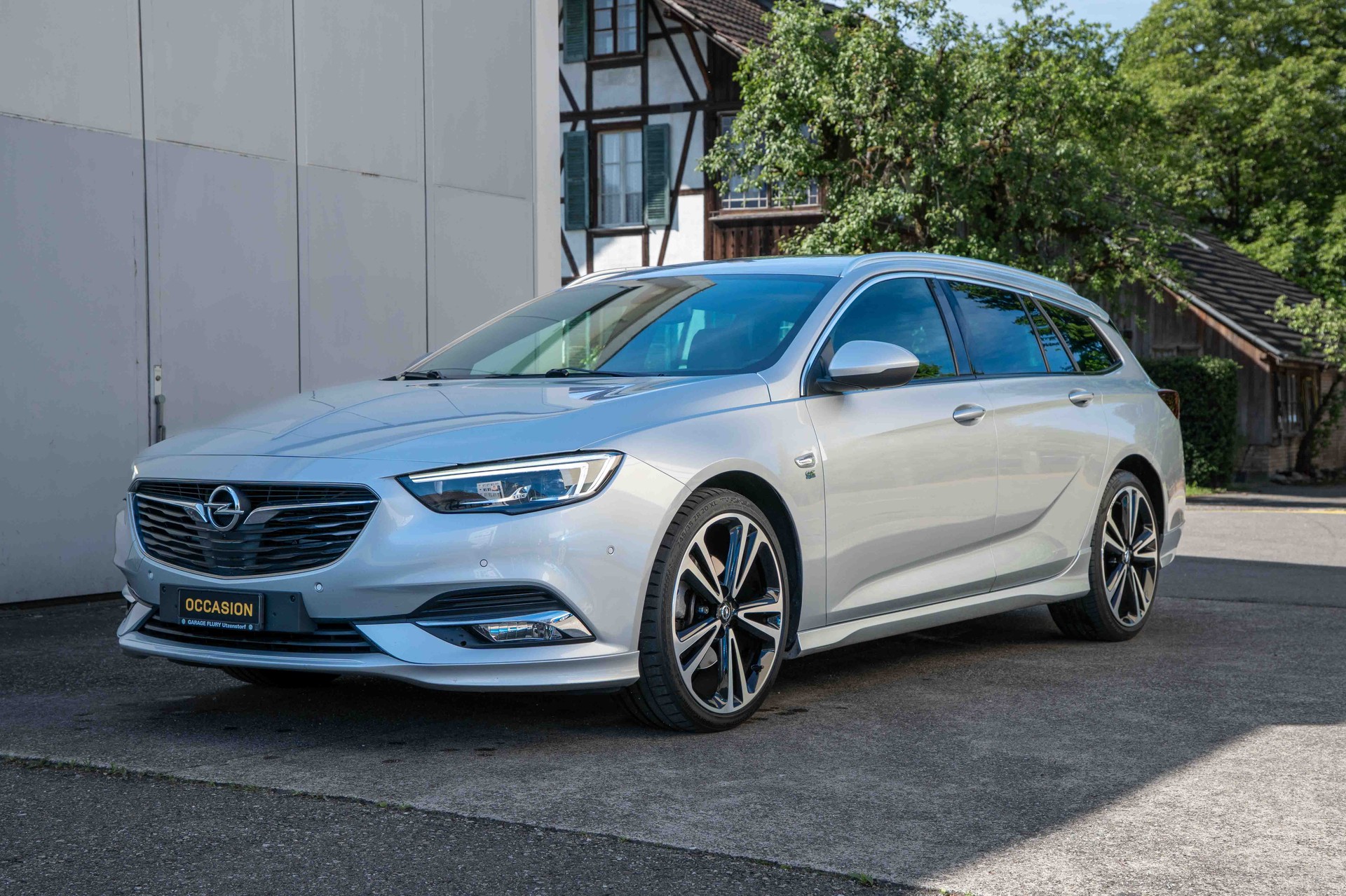 OPEL Insignia 2.0 CDTI OPC-Line Sports Tourer Excellence Automatic-image-0