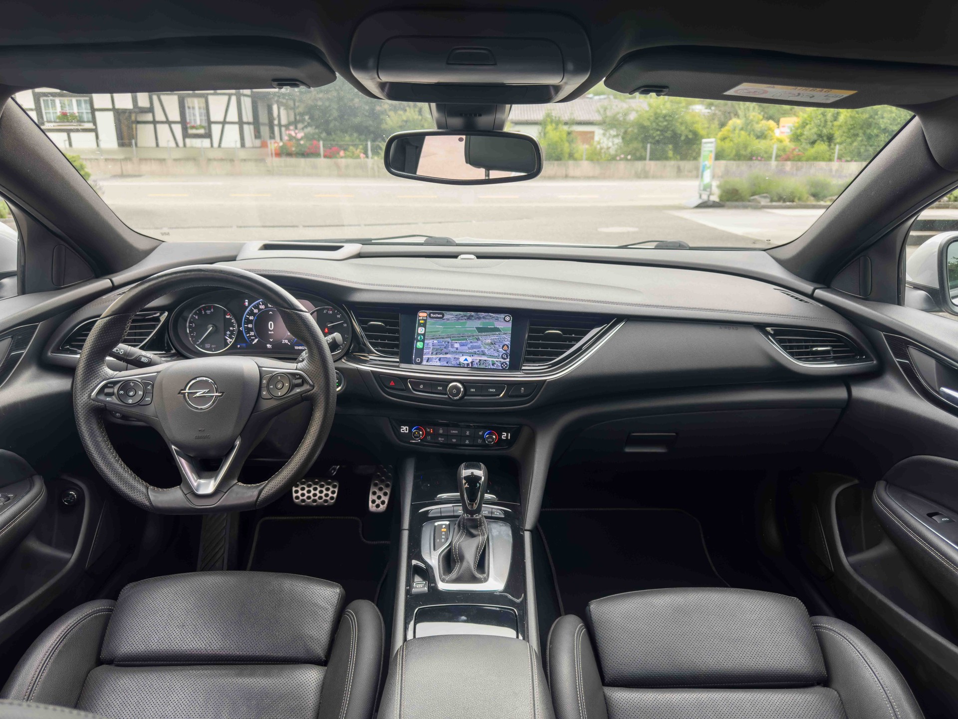 OPEL Insignia 2.0 CDTI Sports Tourer OPC-Line Excellence Automatic-image-8