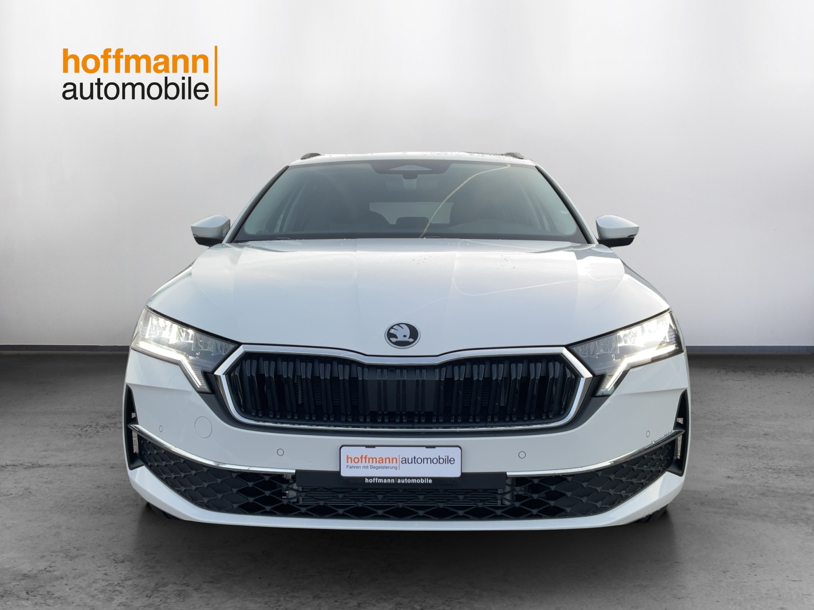 SKODA Octavia Combi 1.5 TSI mHEV DSG Selection-image-1