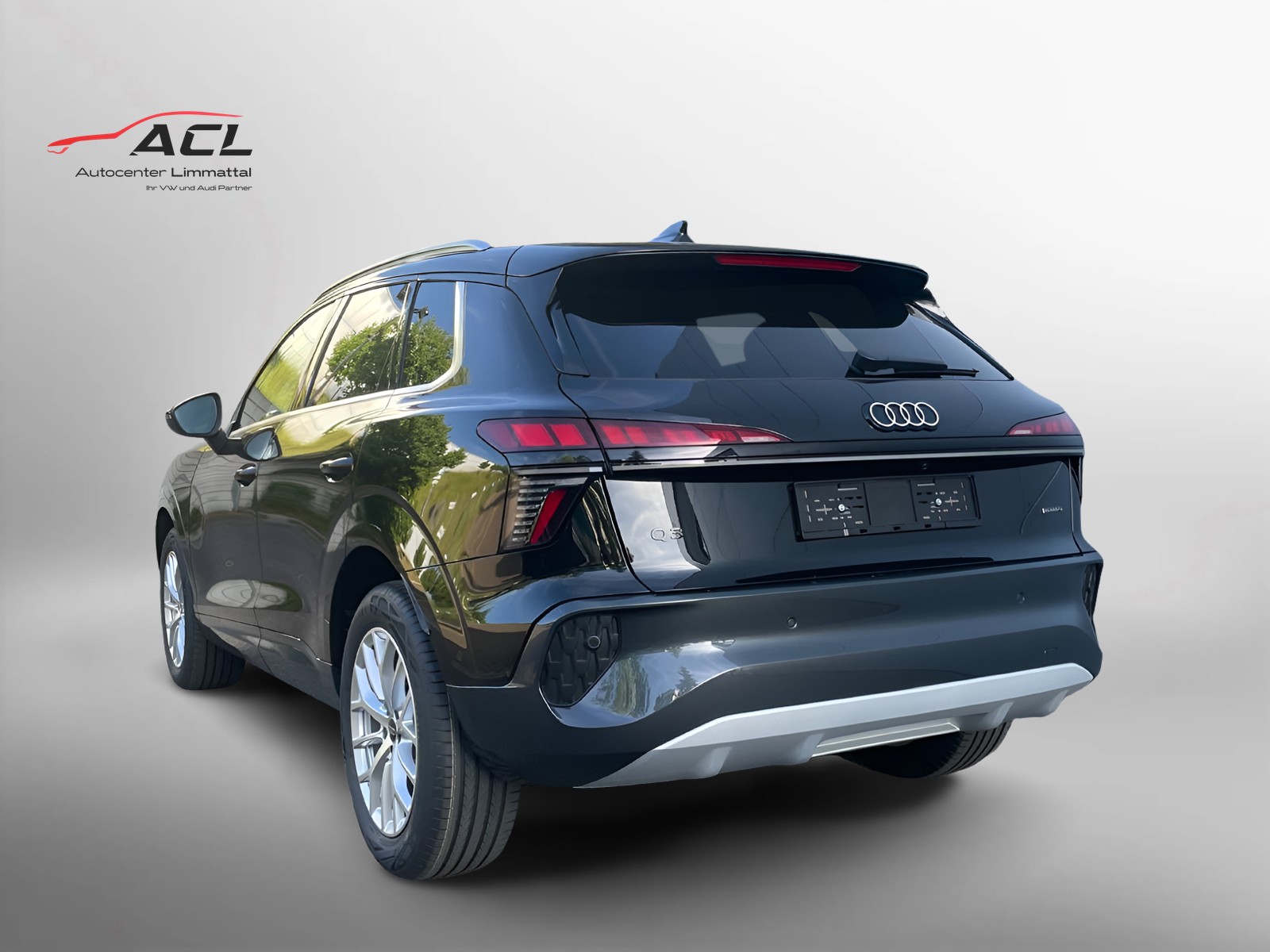 AUDI Q3 SUV TFSI quattro 150 kW S tronic-image-7