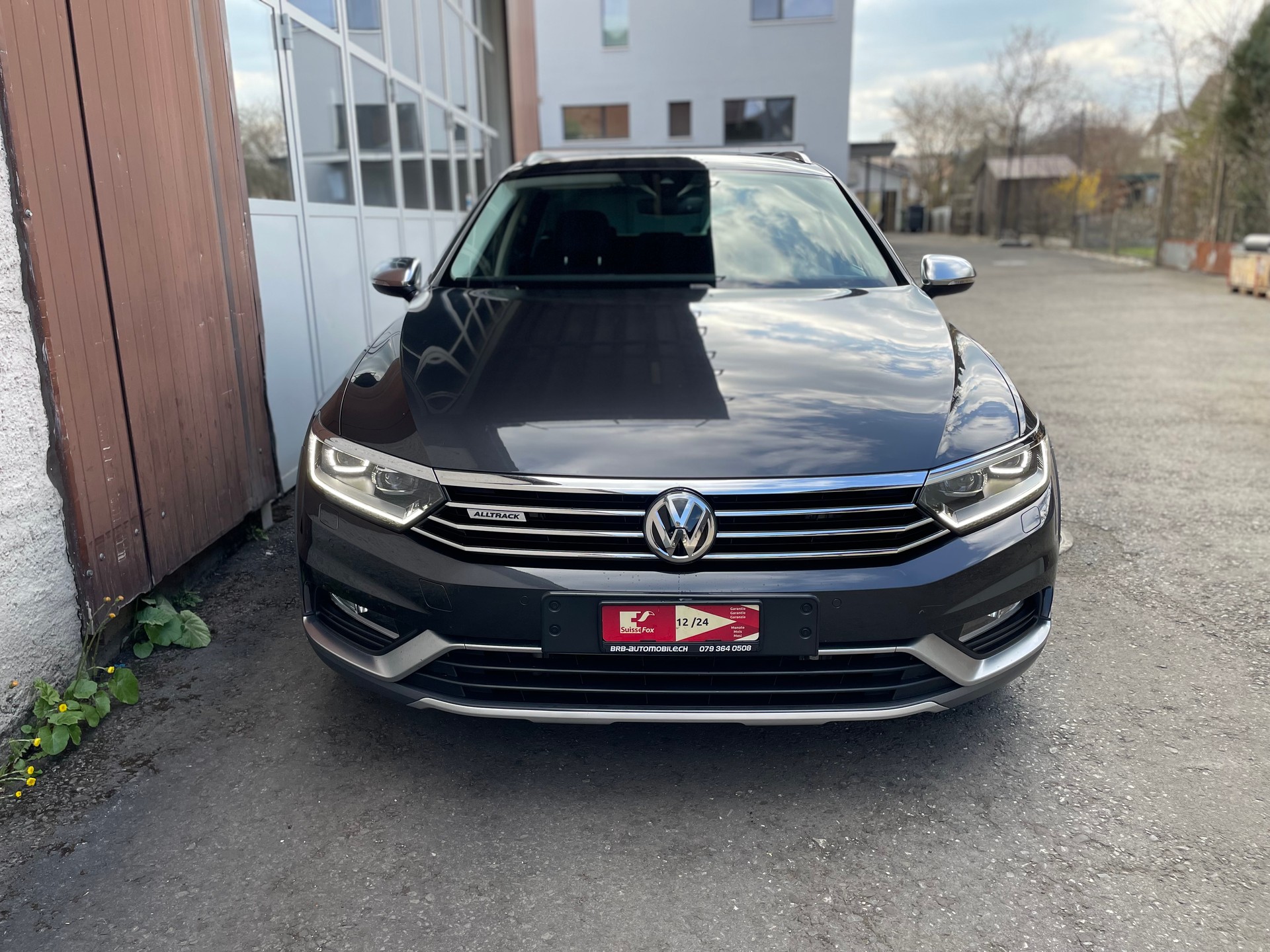 VW VW Passat Alltrack 2.0 TDI BMT 4Motion DSG-image-6
