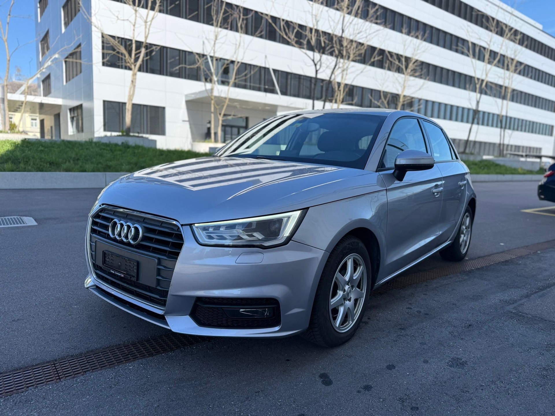 AUDI A1 Sportback 1.4 TFSI Sport S-tronic-image-0