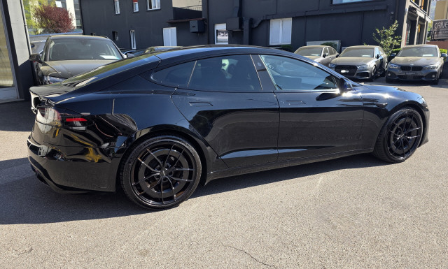 TESLA Model S-image-2