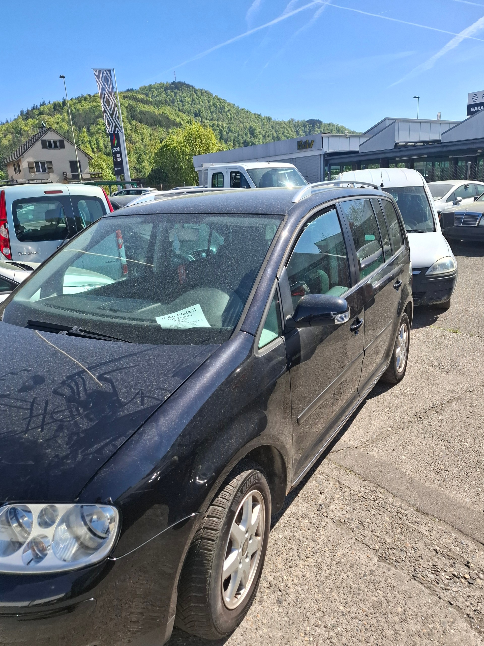 VW Touran 2.0 FSI Trendline-image-2