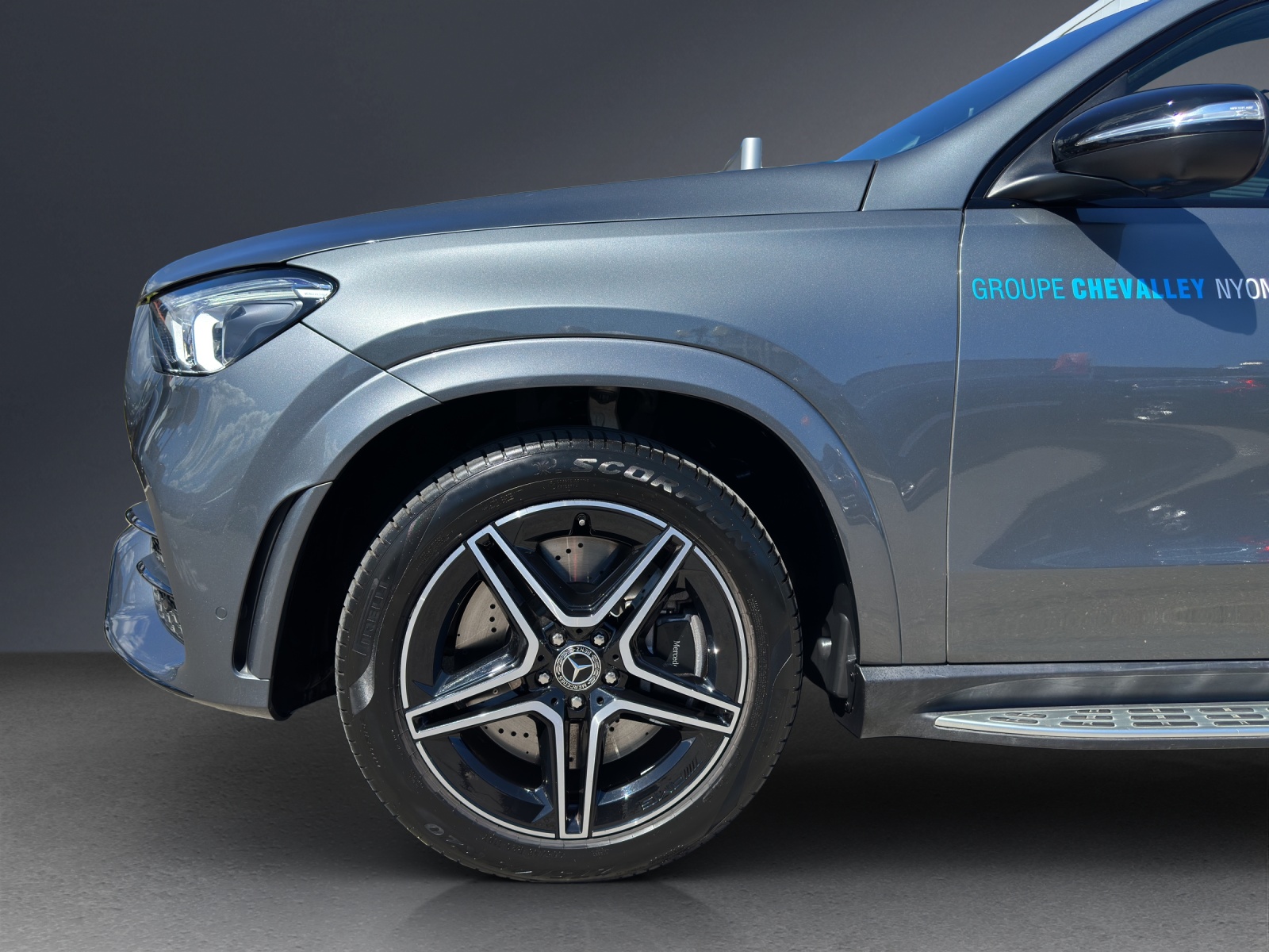 MERCEDES-BENZ GLE 350 e 4Matic AMG Line 9G-Tronic-image-9